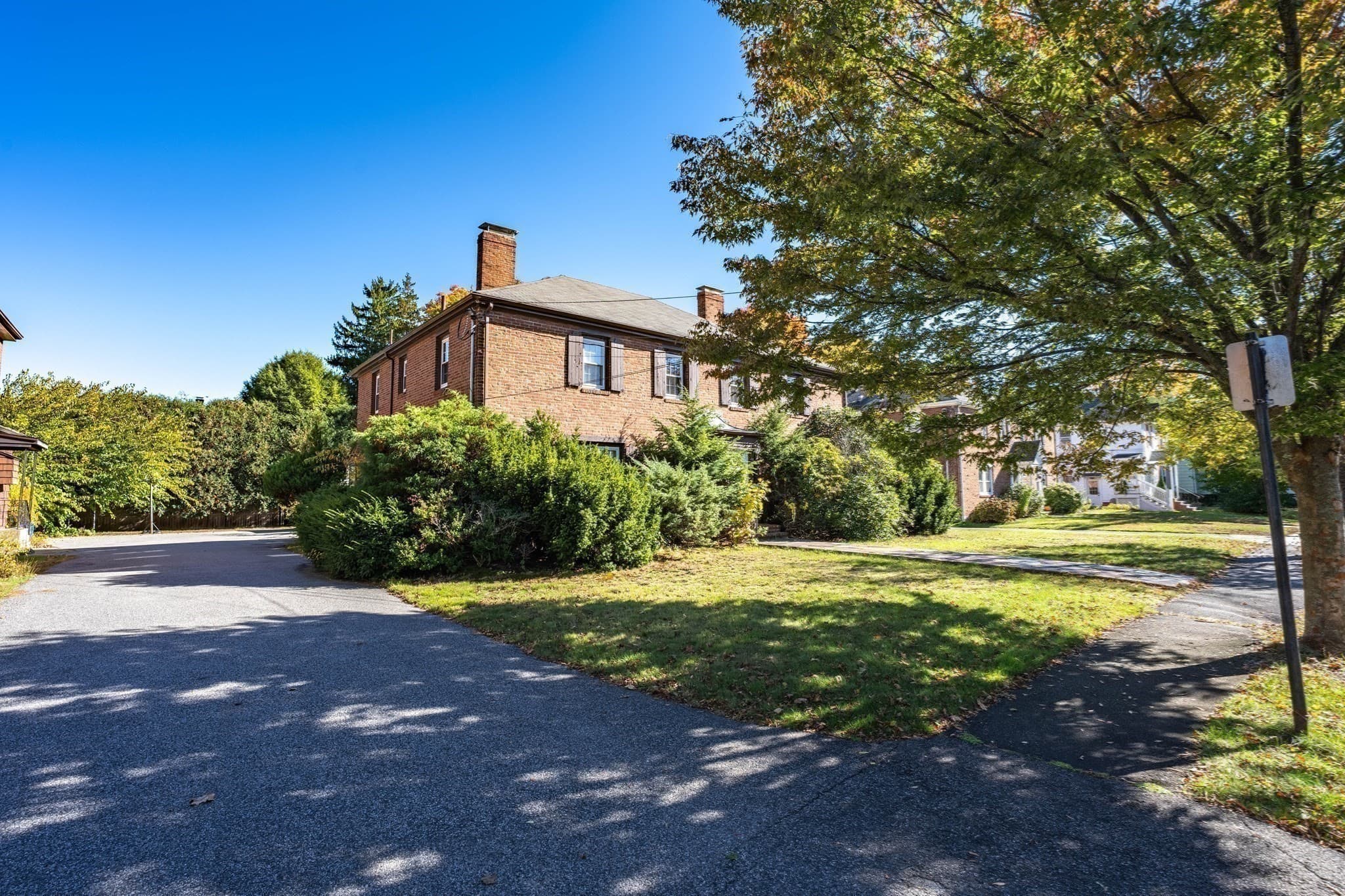 Condominium at 26-28 Wessex Rd # 28, Newton MA 02459, photo 17 of 27