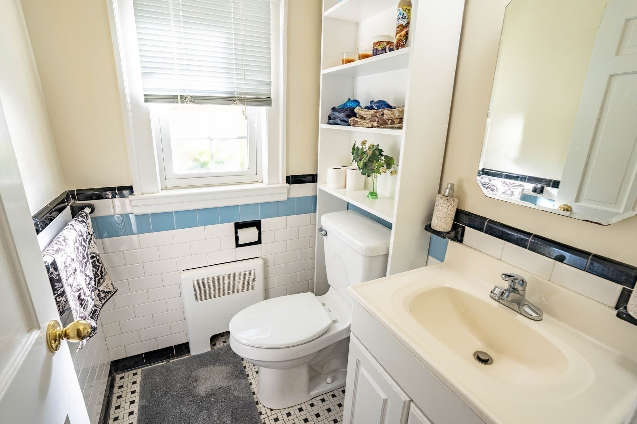 Condominium at 26-28 Wessex Rd # 28, Newton MA 02459, photo 8 of 27