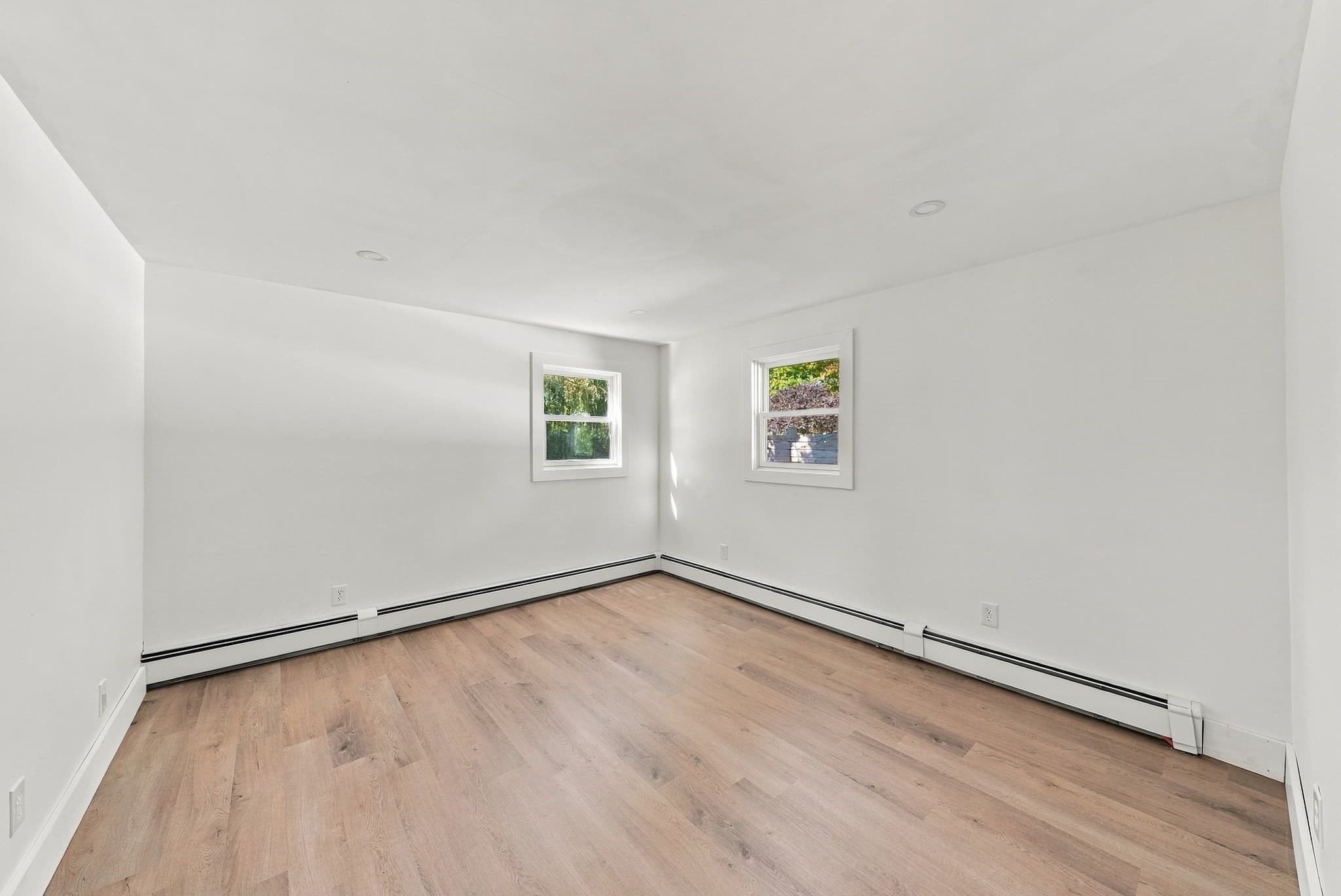 Single Family Residence at 226 Sanford Rd, Westport MA 02790, photo 17 of 42