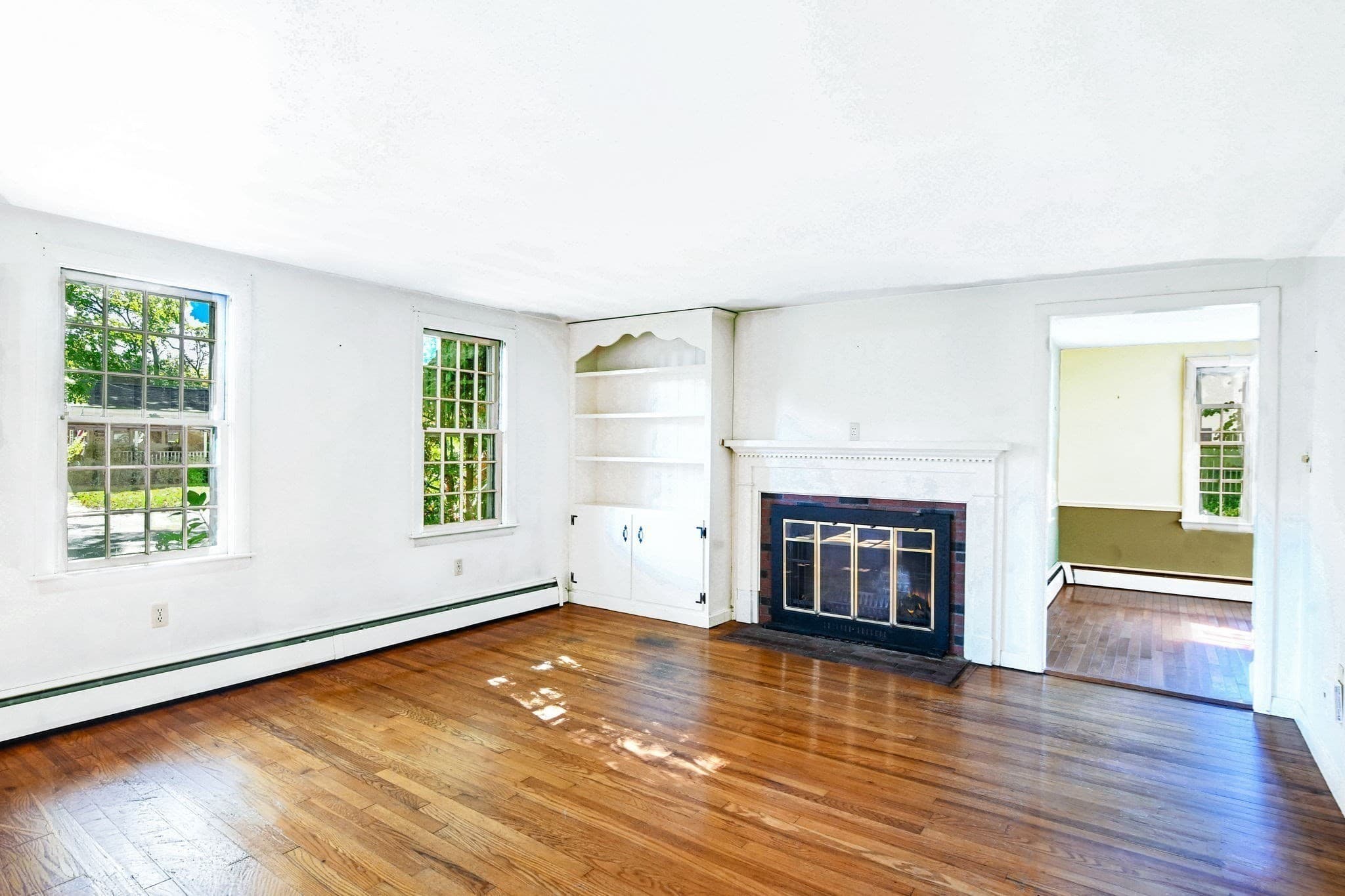 Single Family Residence at 28 Annette Ave, Falmouth MA 02536, photo 2 of 34