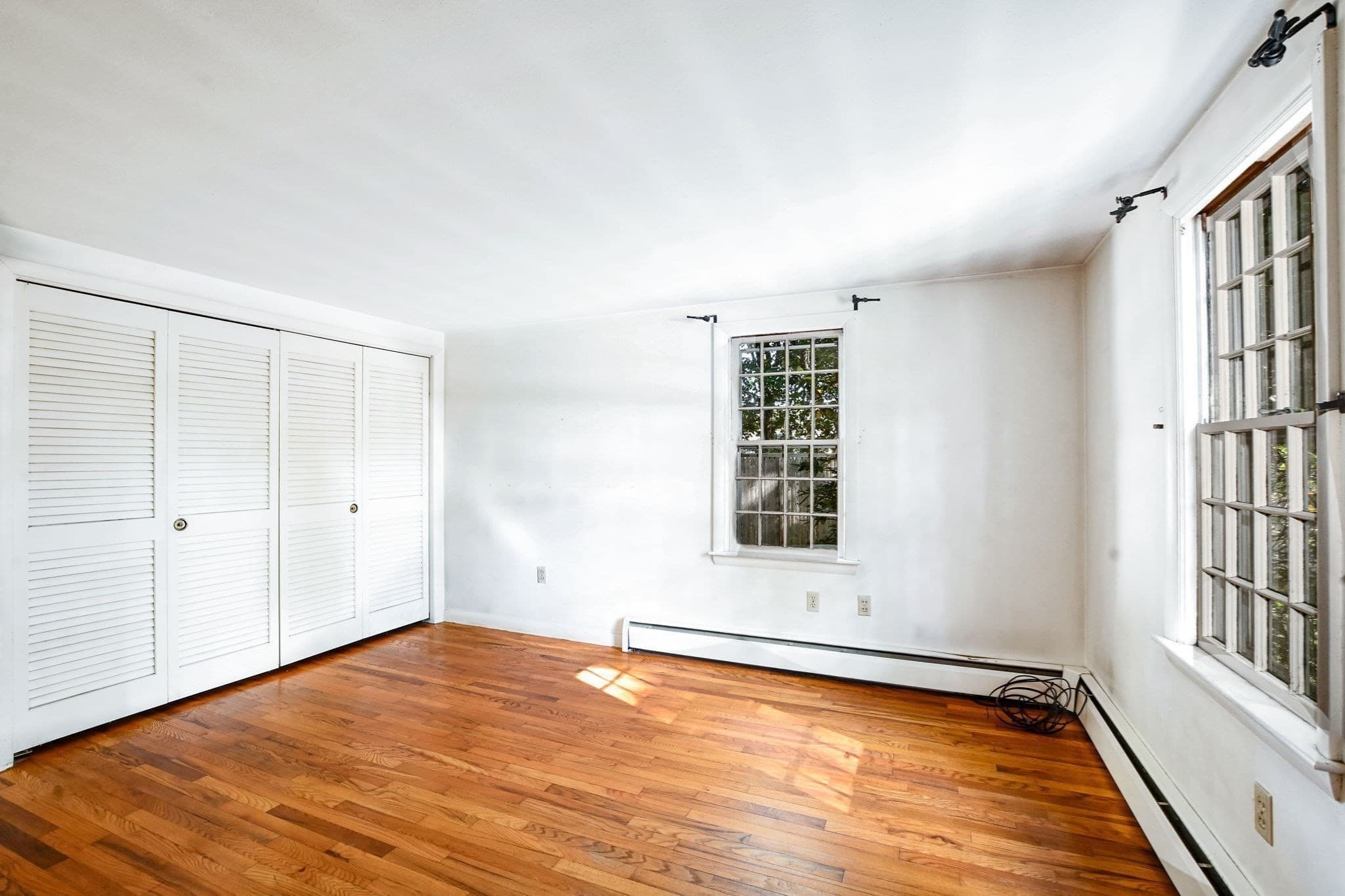 Single Family Residence at 28 Annette Ave, Falmouth MA 02536, photo 9 of 34