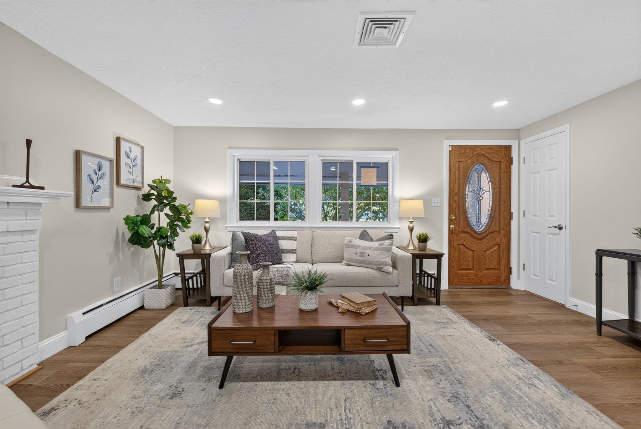 Single Family Residence at 316 Old Westford Rd, Chelmsford MA 01824, photo 6 of 37