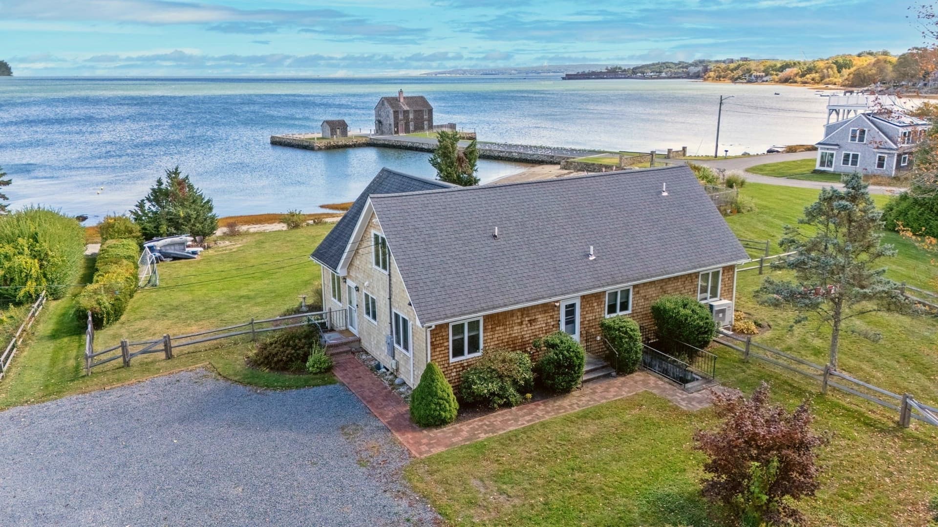 7 Pebble Ln, Kingston MA 02364