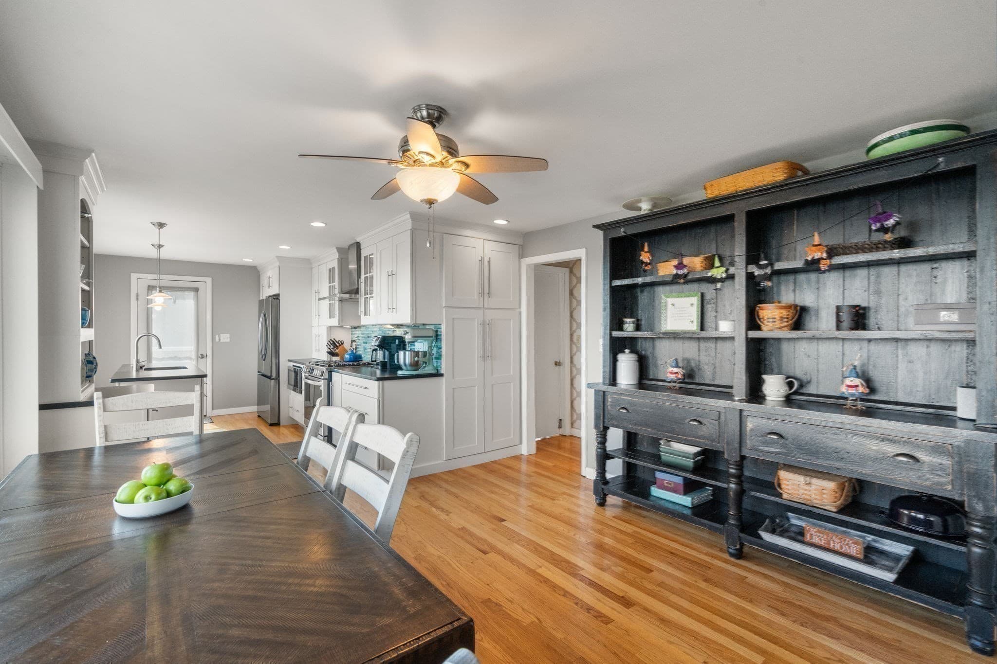 Single Family Residence at 7 Pebble Ln, Kingston MA 02364, photo 18 of 41