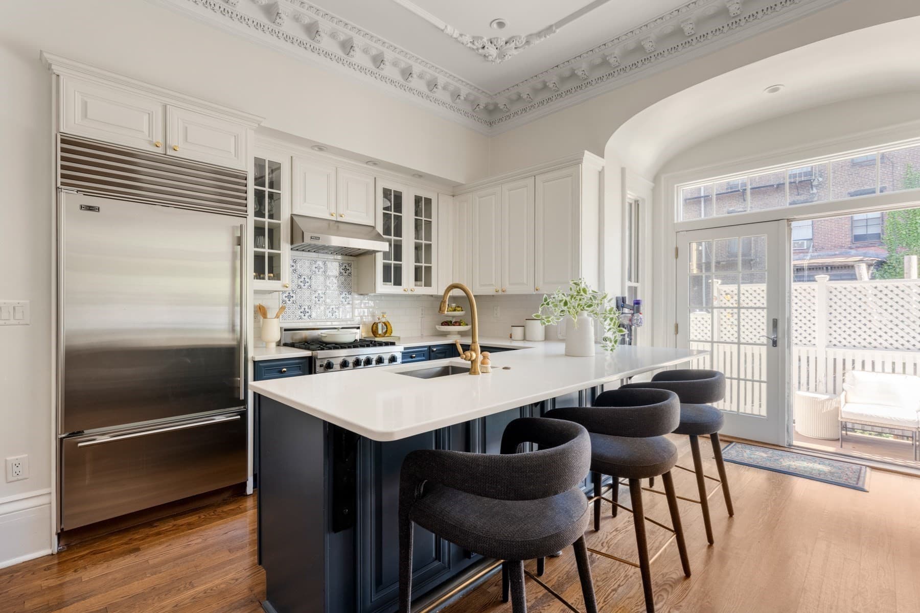 Condominium at 123 W Newton Street # 1, Boston MA 02118, photo 2 of 40