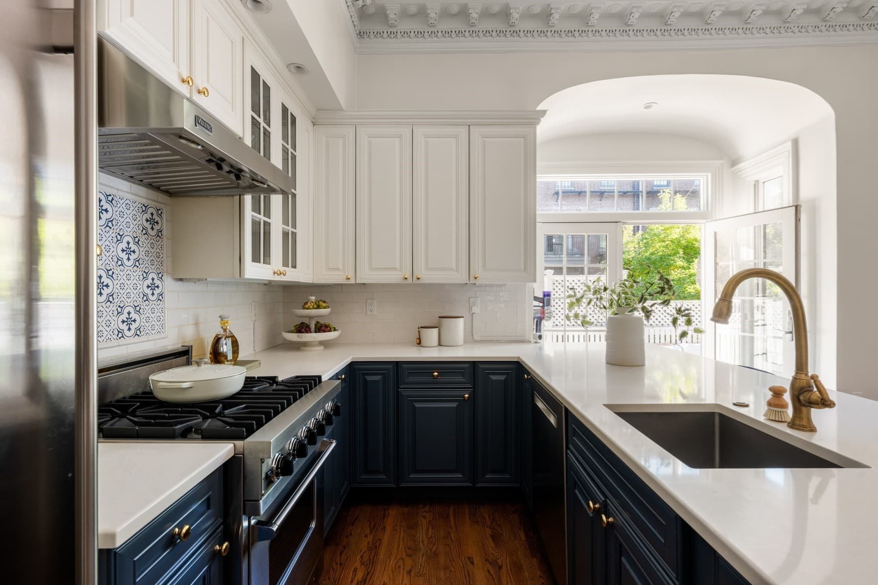Condominium at 123 W Newton Street # 1, Boston MA 02118, photo 9 of 40