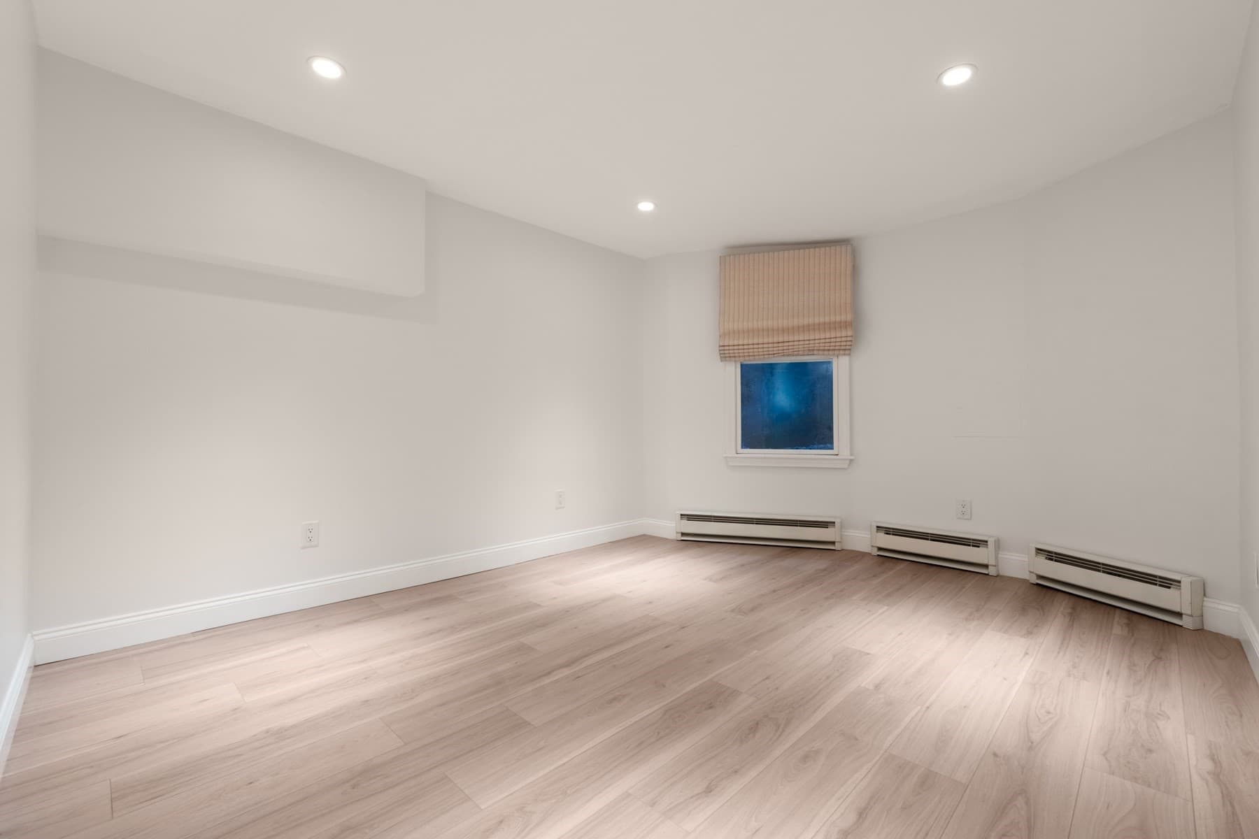 Condominium at 123 W Newton Street # 1, Boston MA 02118, photo 30 of 40