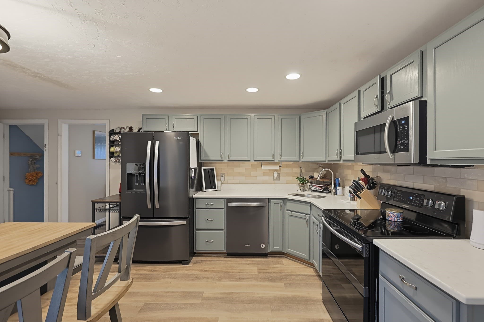 Condominium at 55 Nevins Rd # 1, Methuen MA 01844, photo 2 of 33