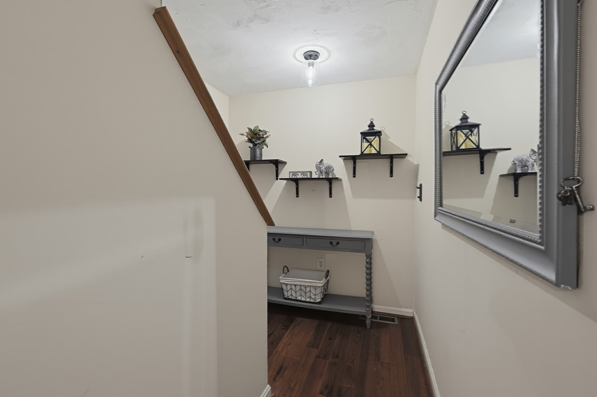 Condominium at 55 Nevins Rd # 1, Methuen MA 01844, photo 13 of 33