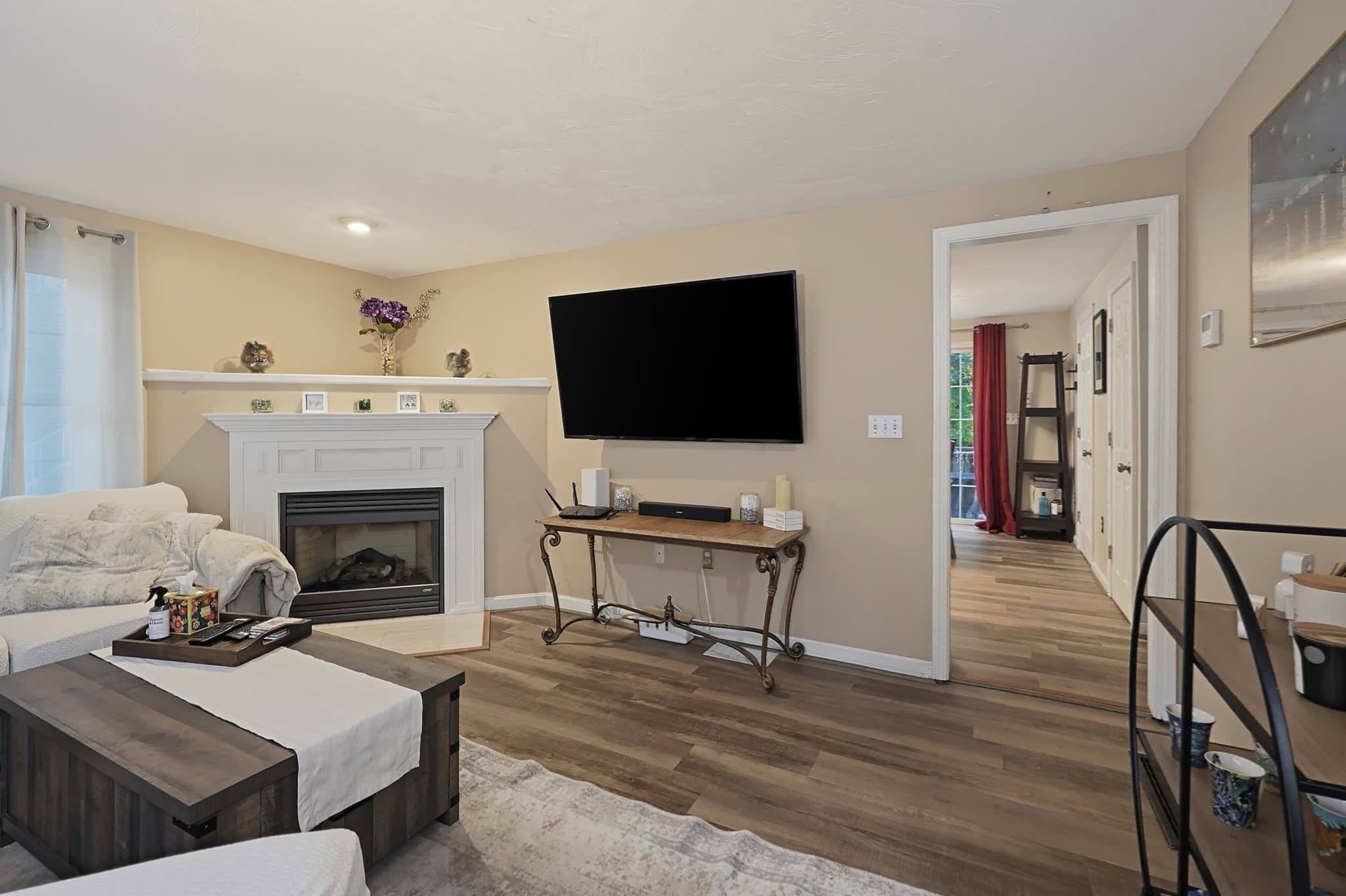 Condominium at 55 Nevins Rd # 1, Methuen MA 01844, photo 12 of 33