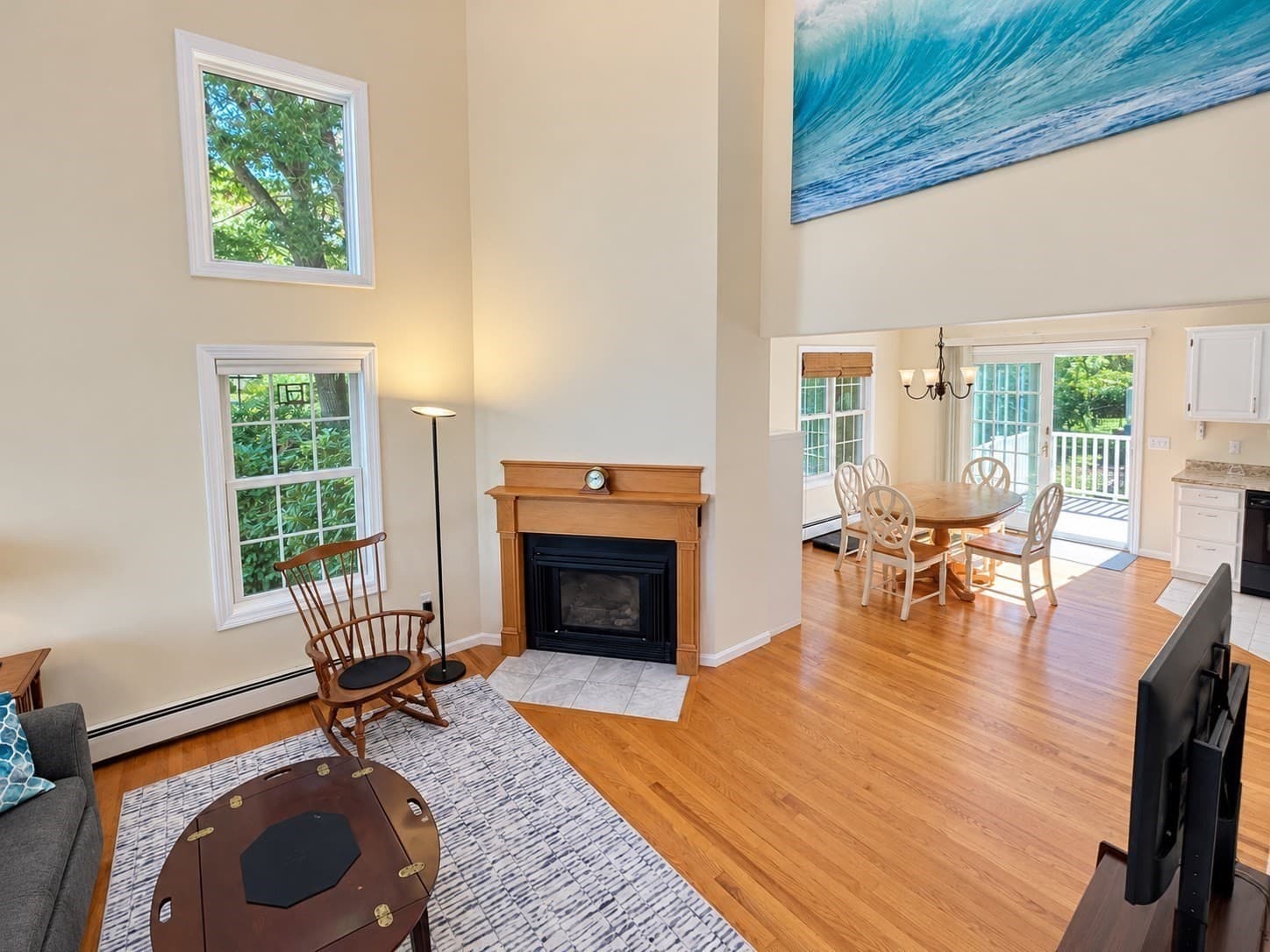 Attached (Townhouse/Rowhouse/Duplex) at 19 Kennebec # A, Worcester MA 01606, photo 4 of 15