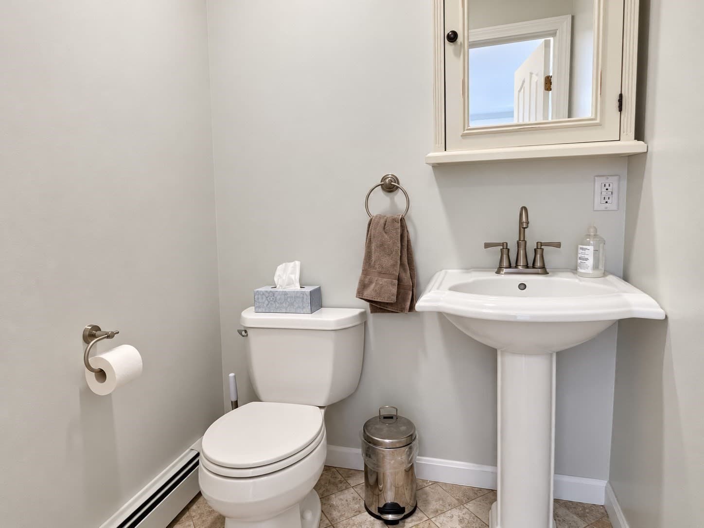 Attached (Townhouse/Rowhouse/Duplex) at 19 Kennebec # A, Worcester MA 01606, photo 8 of 15