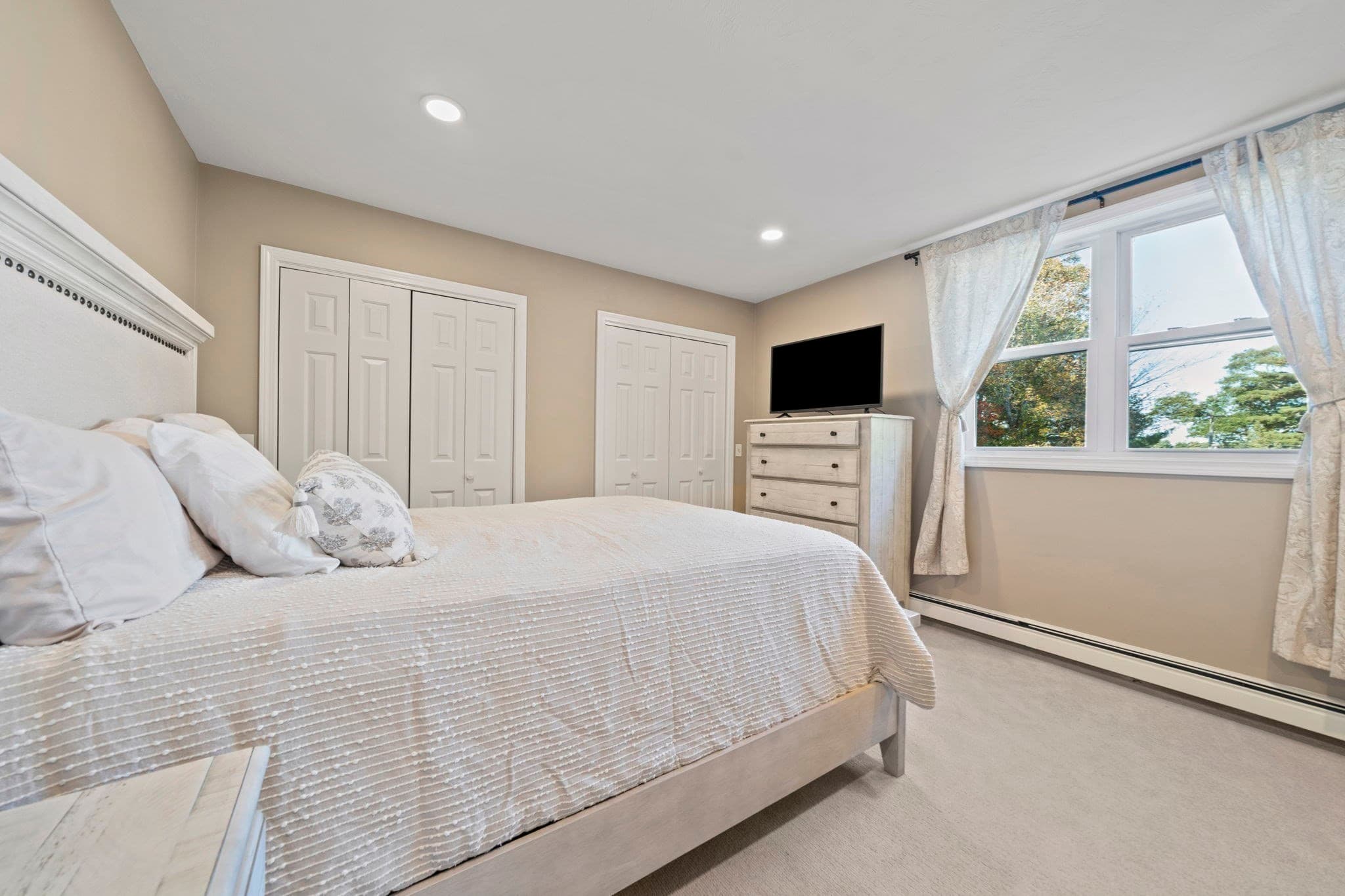 Single Family Residence at 10 Spectacle Pond Terrace, Wareham MA 02538, photo 17 of 38