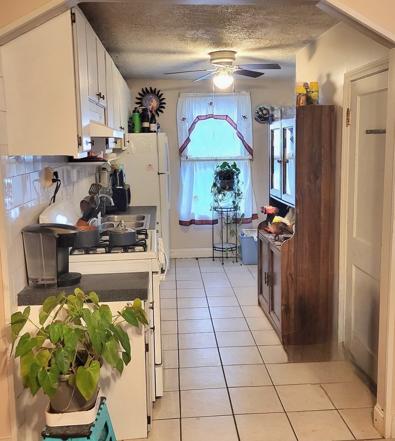3 Family - 3 Units Up/Down at 177 William St, Fall River MA 02721, photo 11 of 21