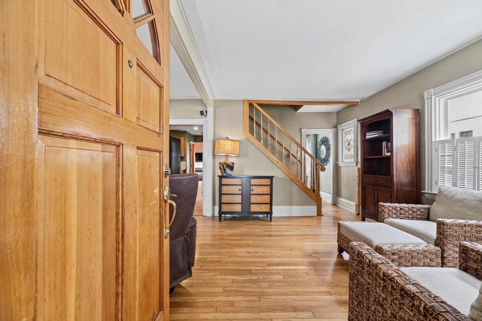 Single Family Residence at 194 Clinton St, New Bedford MA 02740, photo 4 of 33