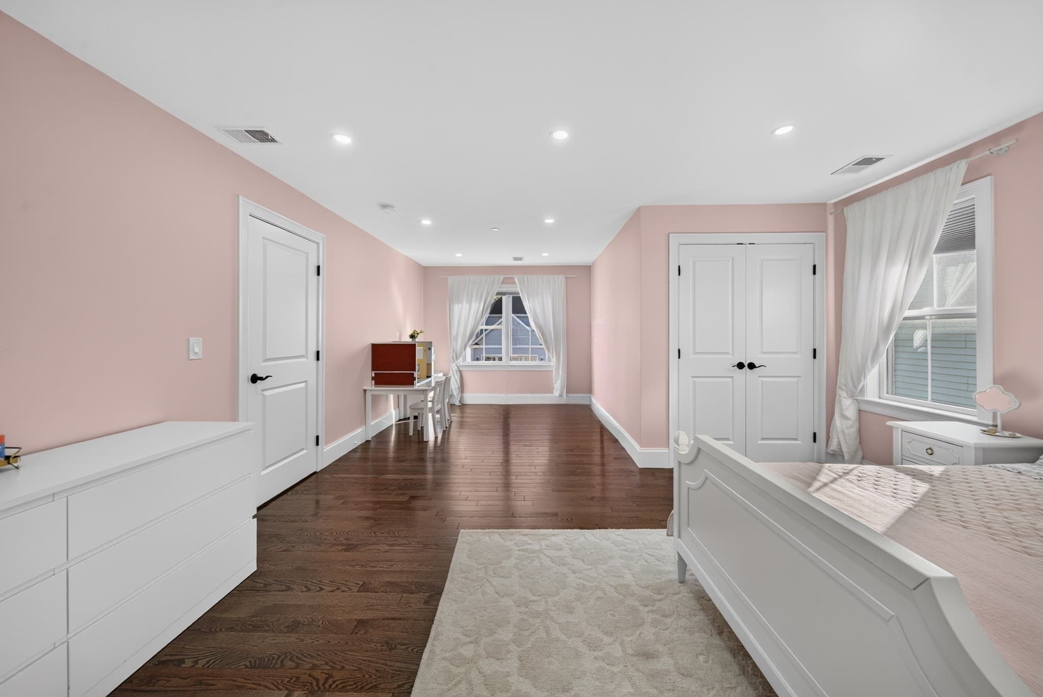 Single Family Residence at 24 Douglas St, Weymouth MA 02190, photo 22 of 39