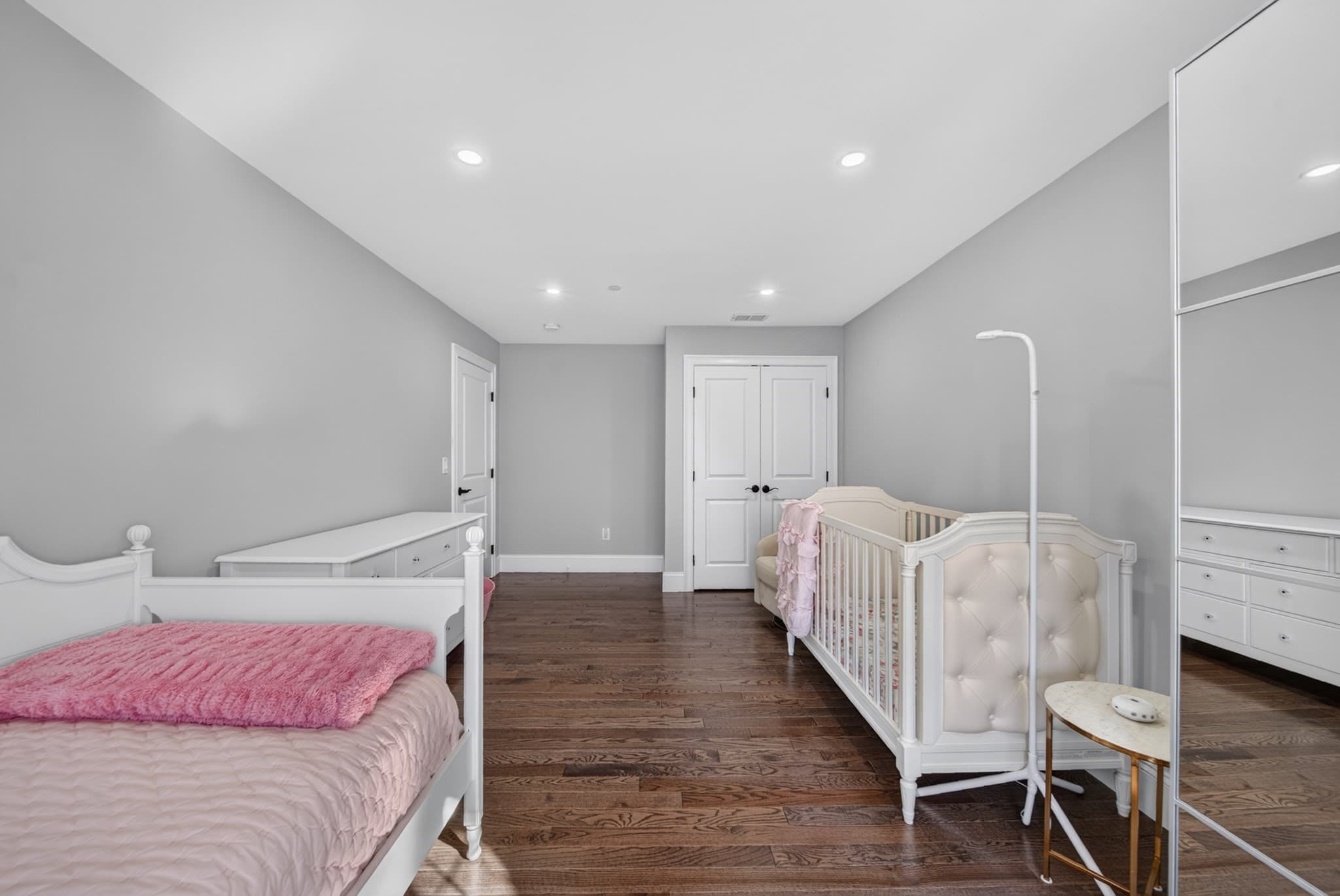 Single Family Residence at 24 Douglas St, Weymouth MA 02190, photo 24 of 39