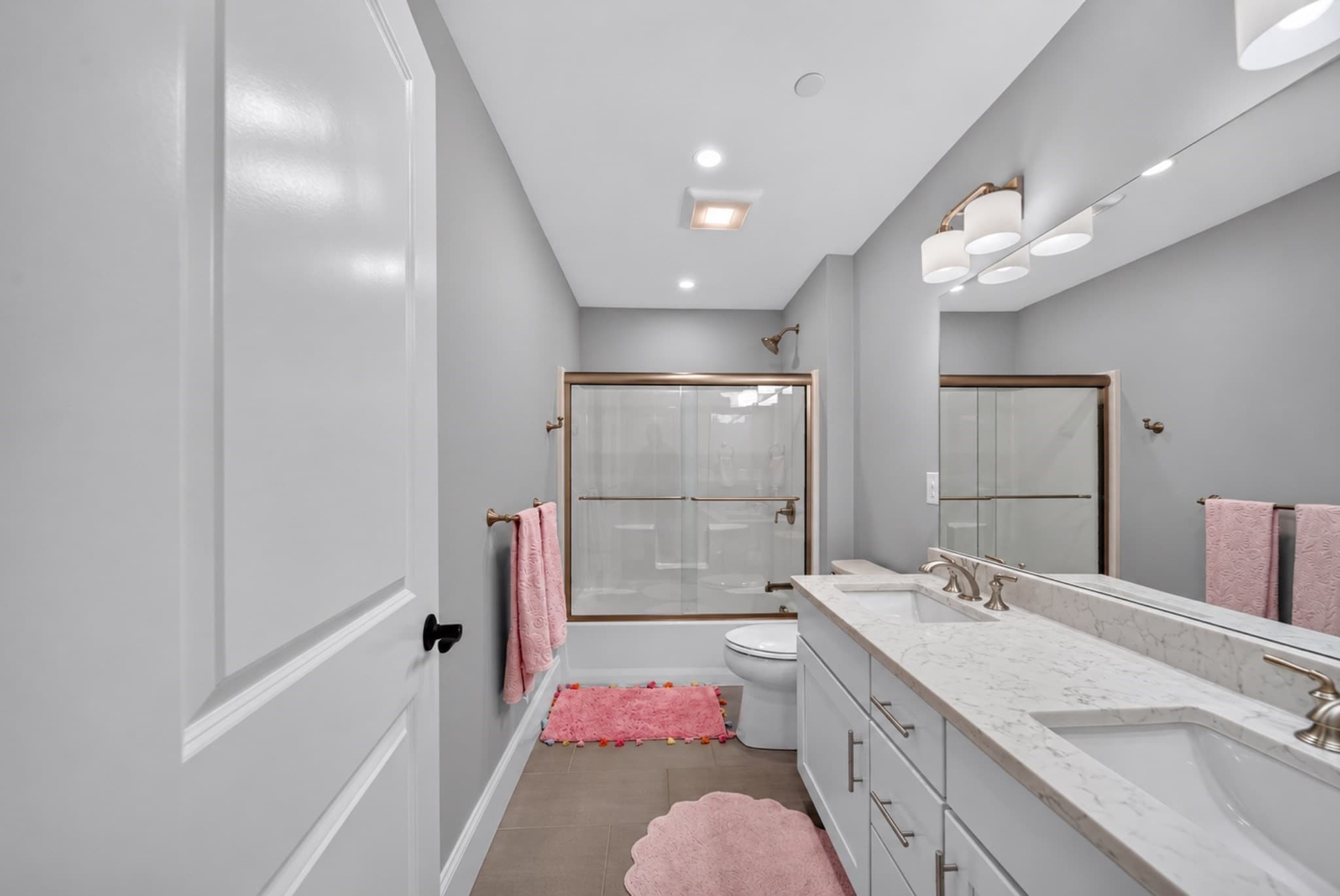 Single Family Residence at 24 Douglas St, Weymouth MA 02190, photo 25 of 39