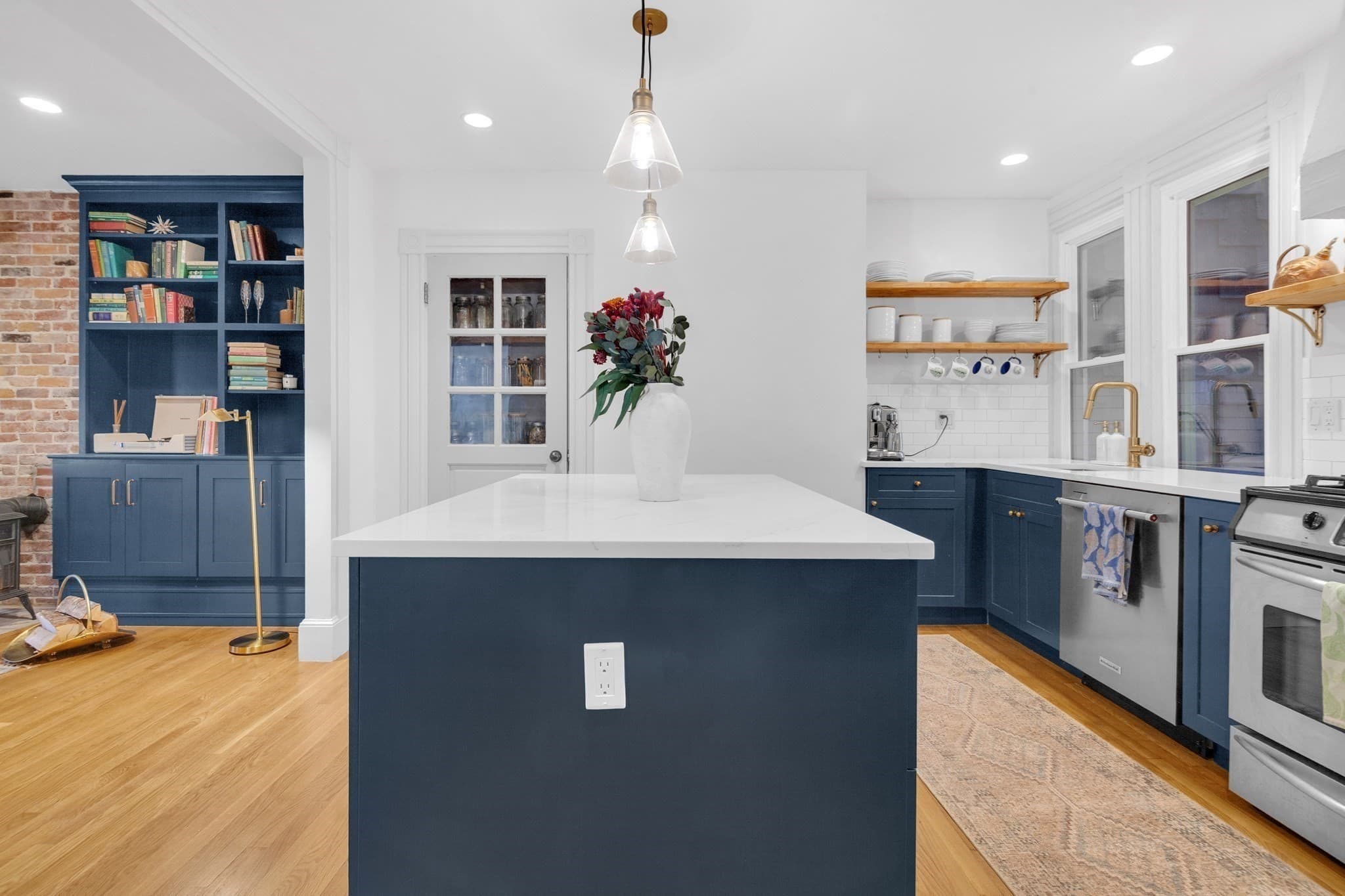 Condominium at 24 Albion Pl # 1, Boston MA 02129, photo 13 of 35