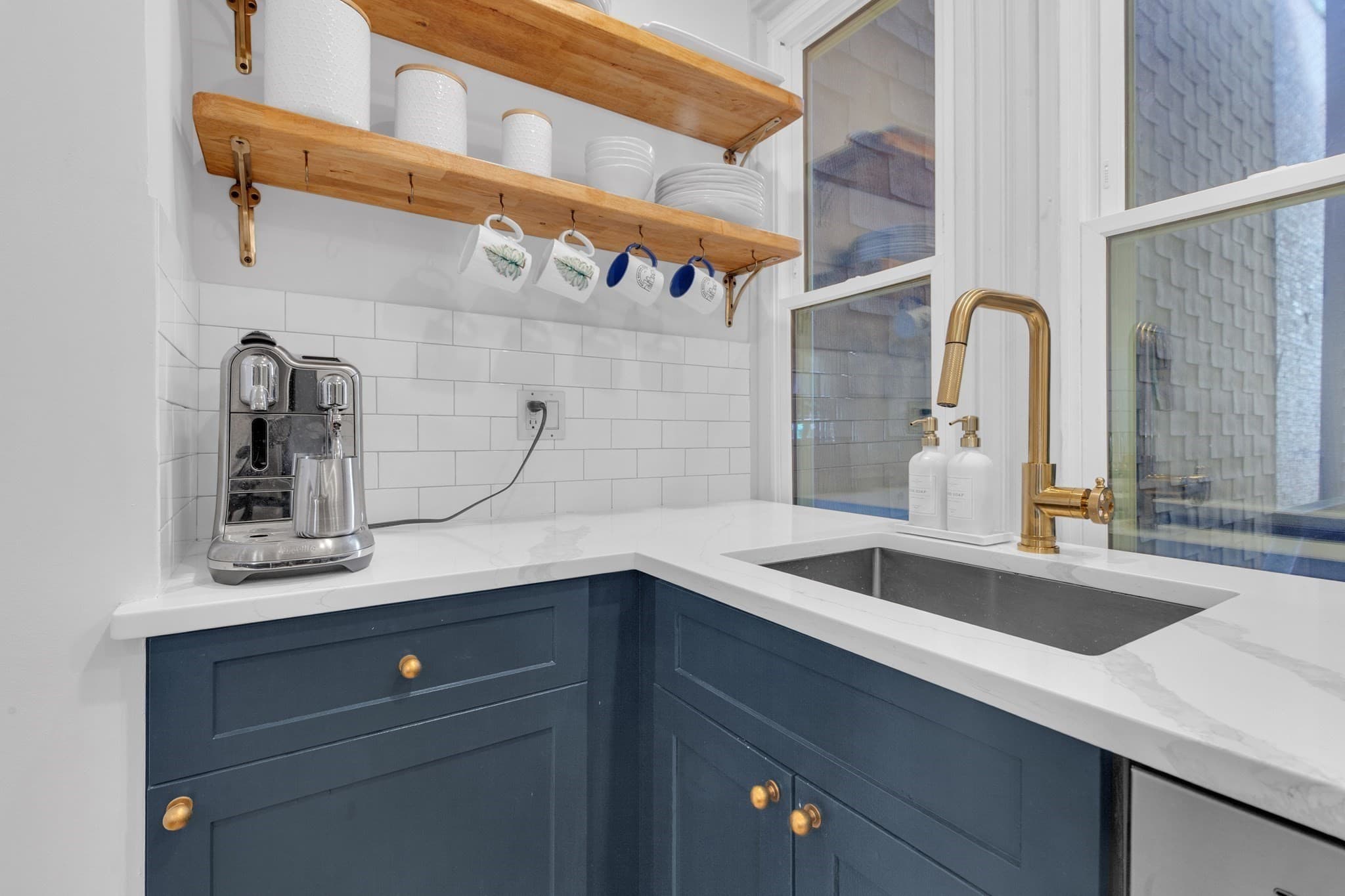 Condominium at 24 Albion Pl # 1, Boston MA 02129, photo 26 of 35