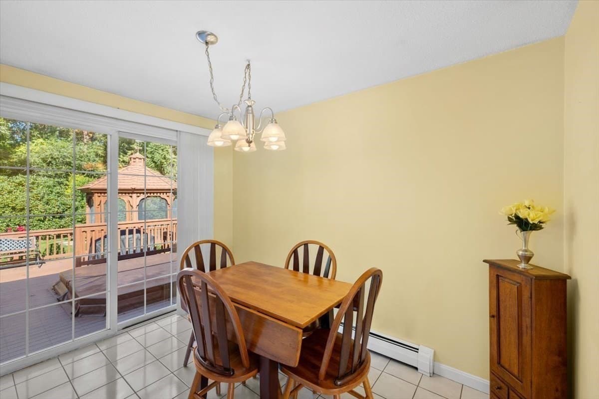 Single Family Residence at 21 Oxford Rd, Sandwich MA 02537, photo 13 of 40