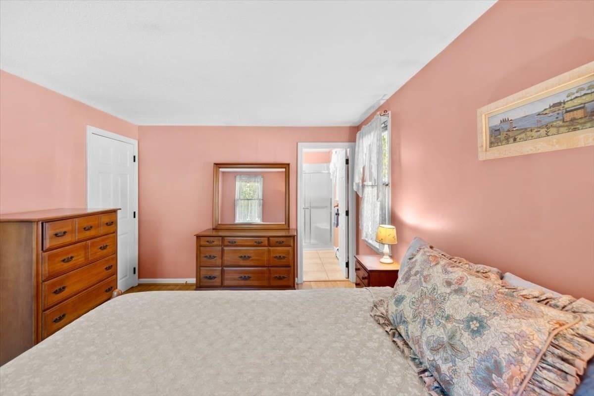 Single Family Residence at 21 Oxford Rd, Sandwich MA 02537, photo 17 of 40