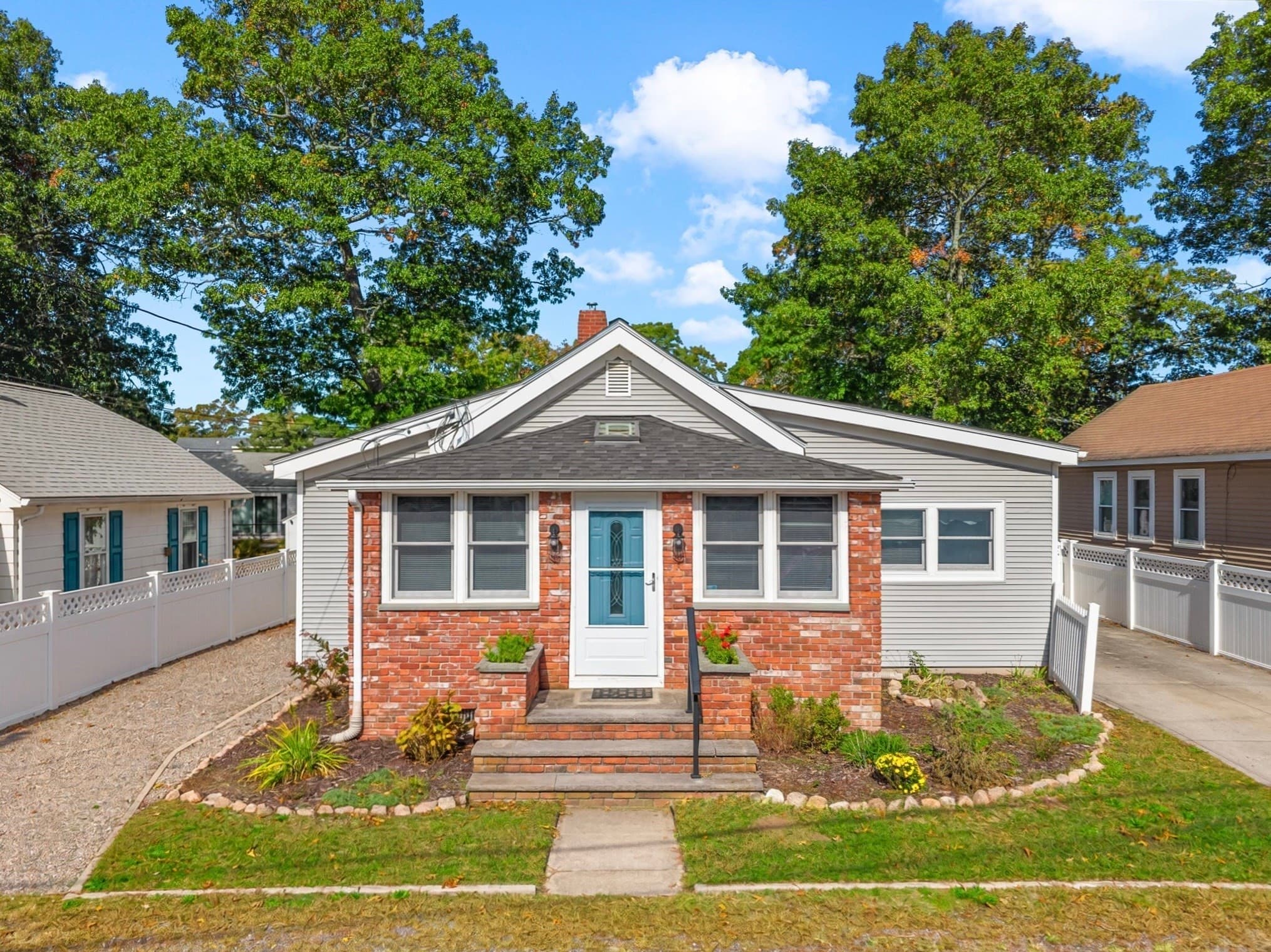 Single Family Residence at 7 Galavotti Ave, Wareham MA 02571, photo 2 of 27