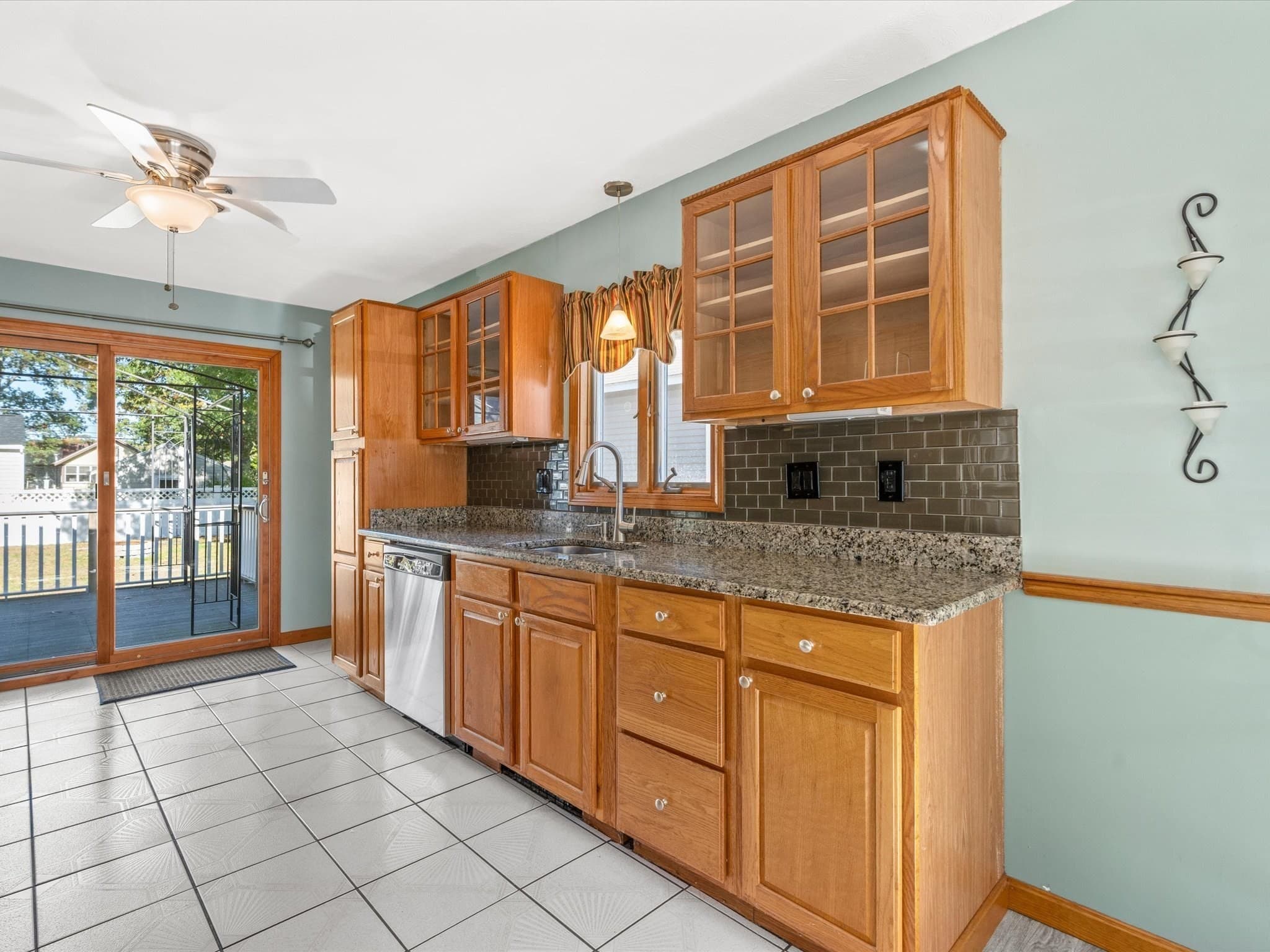 Single Family Residence at 7 Galavotti Ave, Wareham MA 02571, photo 6 of 27