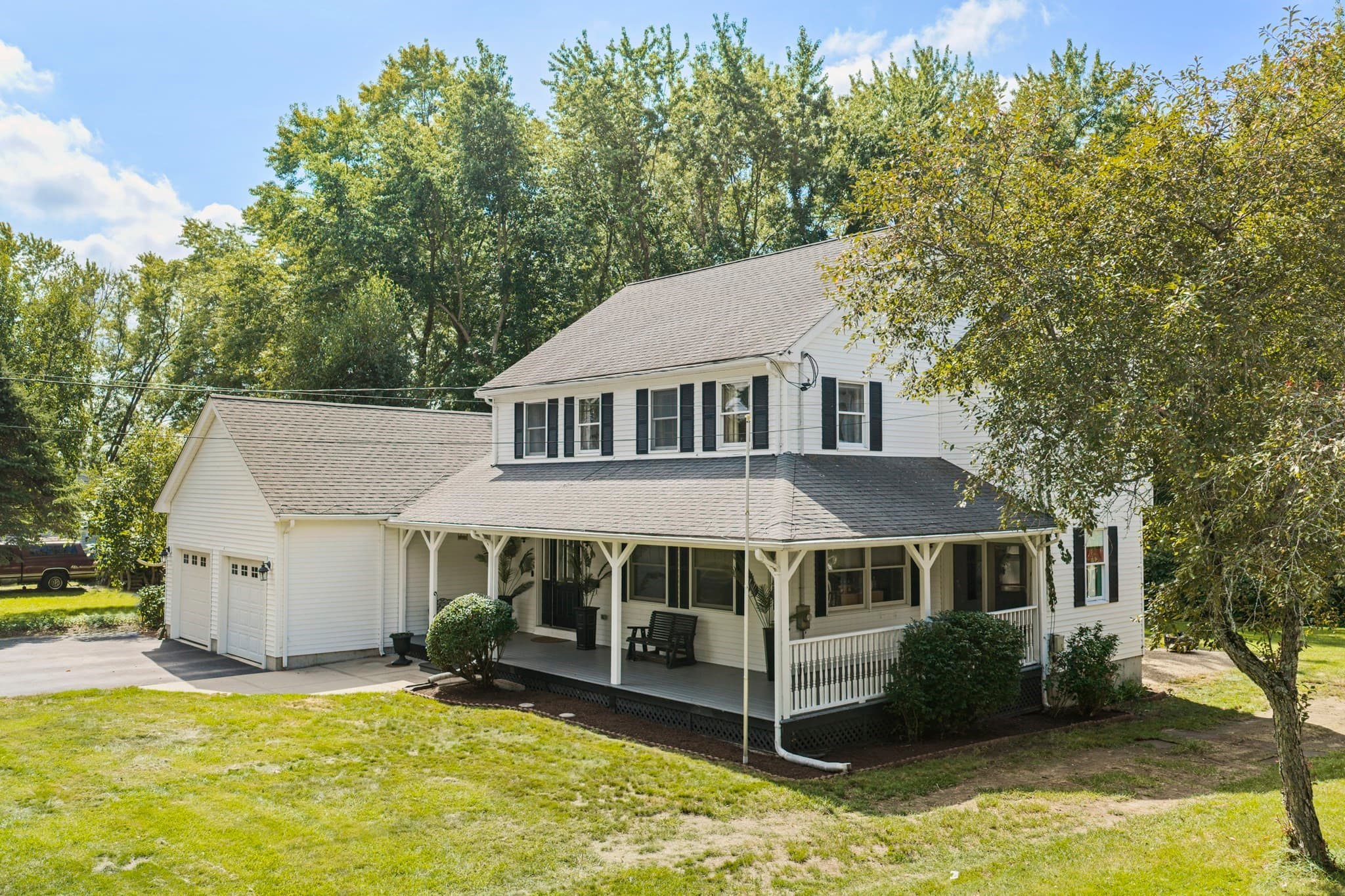 Single Family Residence at 39 Hopewell St, Taunton MA 02780, photo 2 of 42