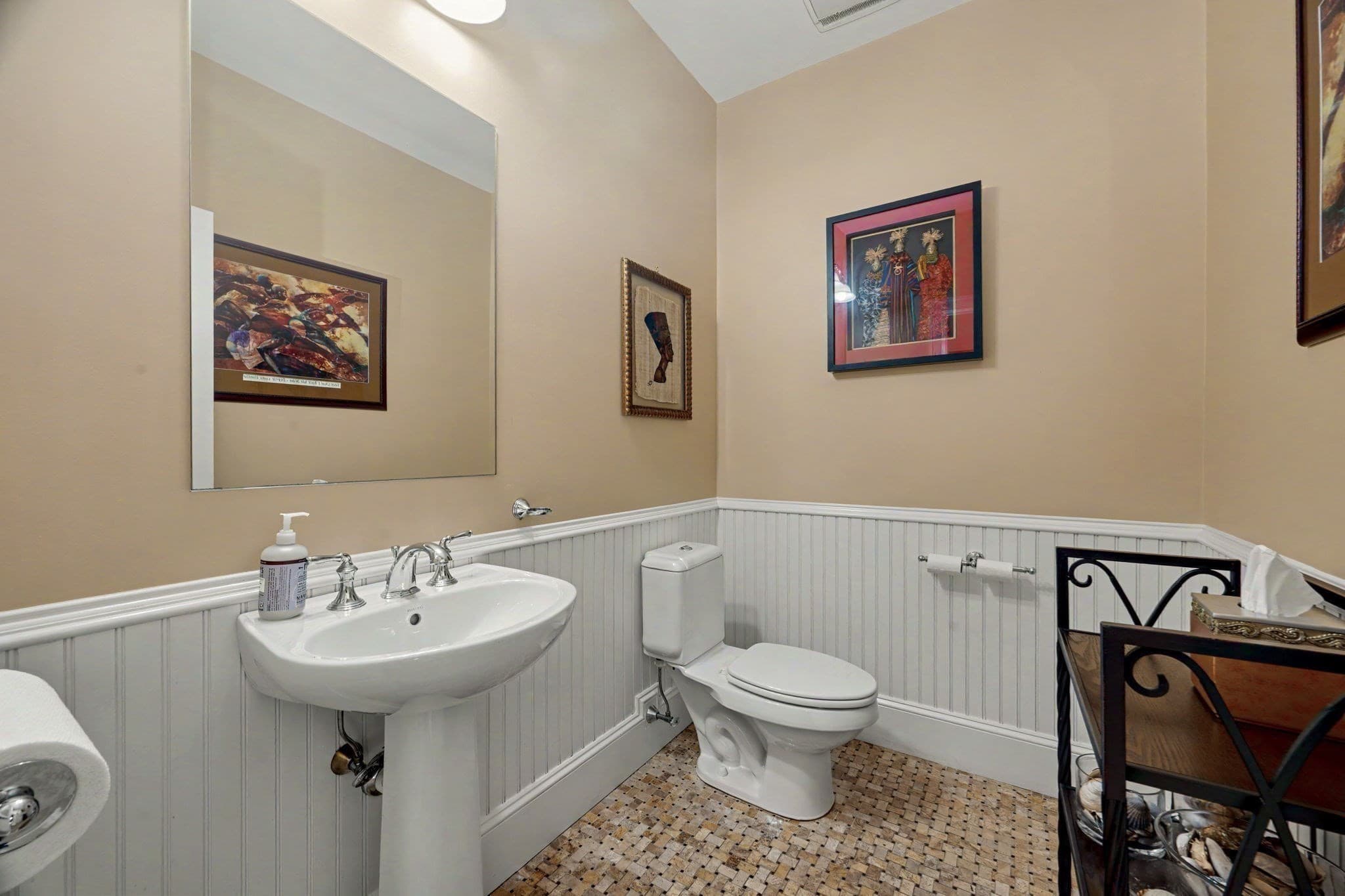 Single Family Residence at 933 South St, Needham MA 02492, photo 15 of 38