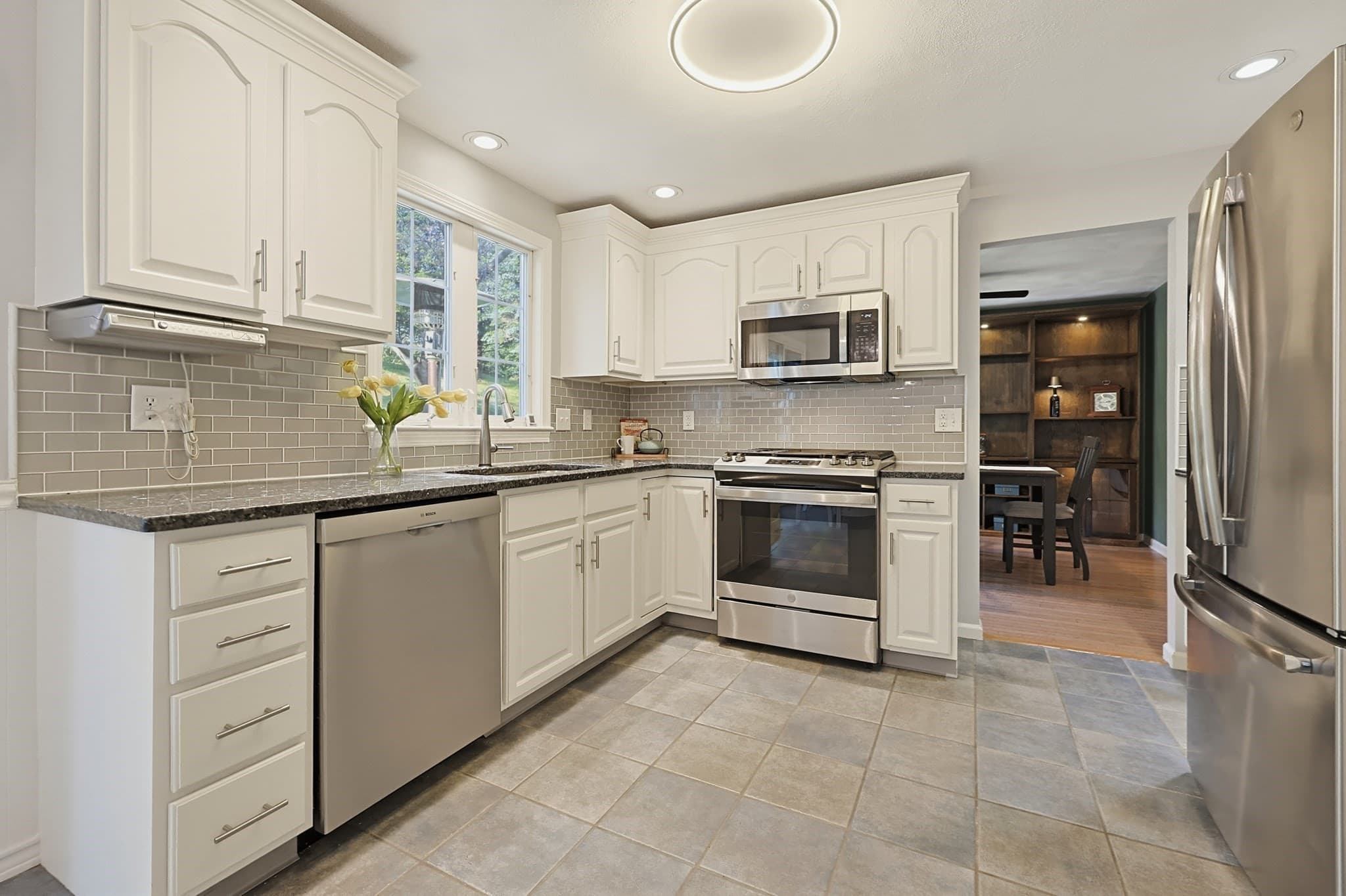 Single Family Residence at 51 Edmund H Nichols Rd, North Attleboro MA 02760, photo 9 of 42