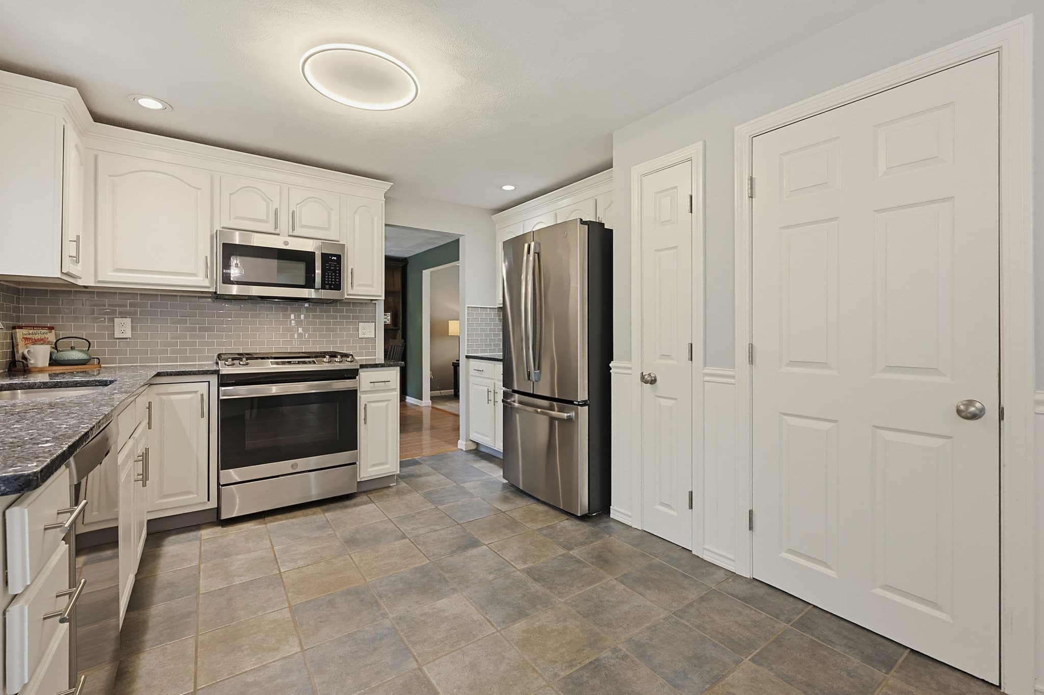Single Family Residence at 51 Edmund H Nichols Rd, North Attleboro MA 02760, photo 10 of 42