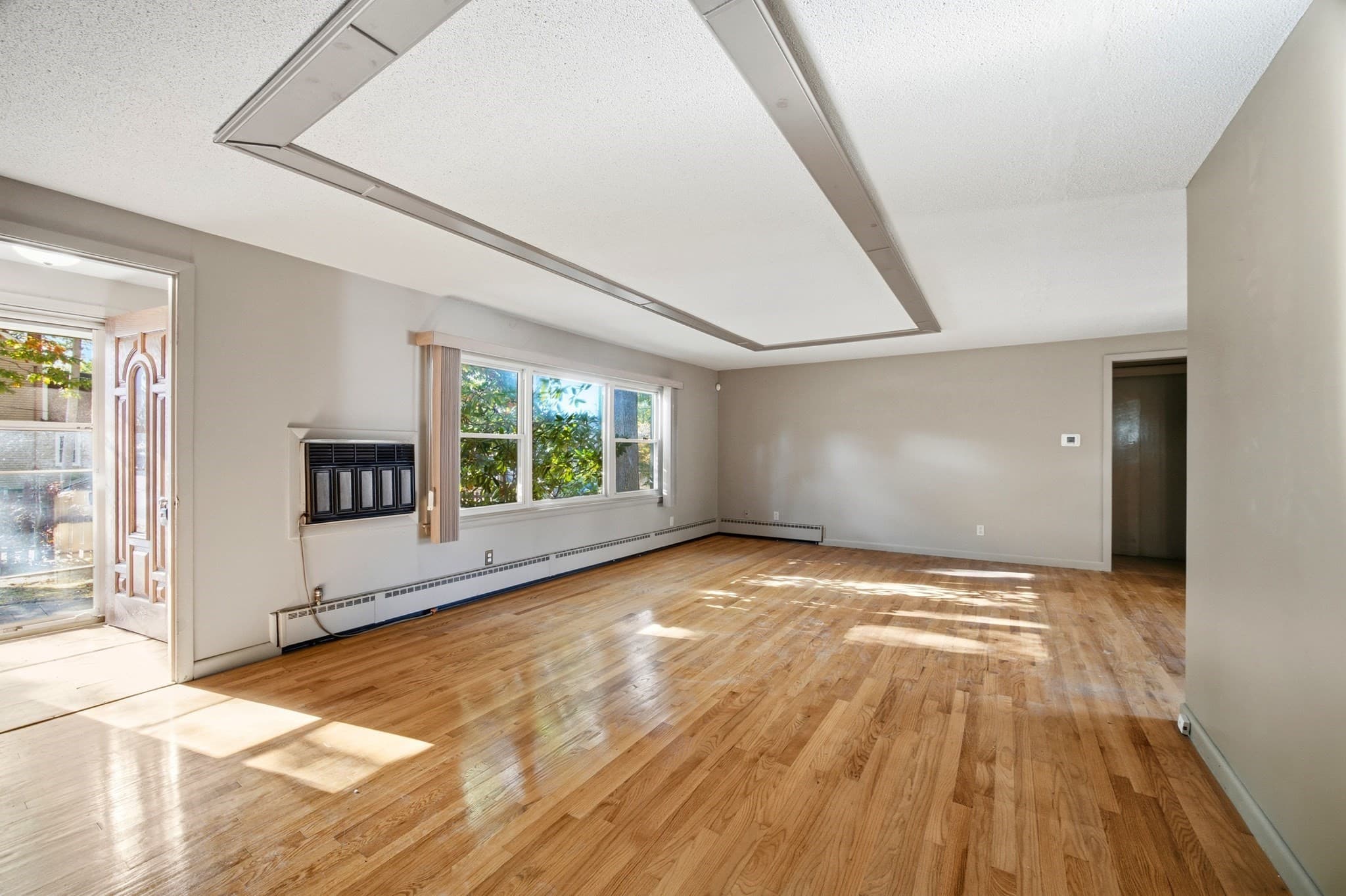 Single Family Residence at 26 Fern St., Springfield MA 01108, photo 14 of 36
