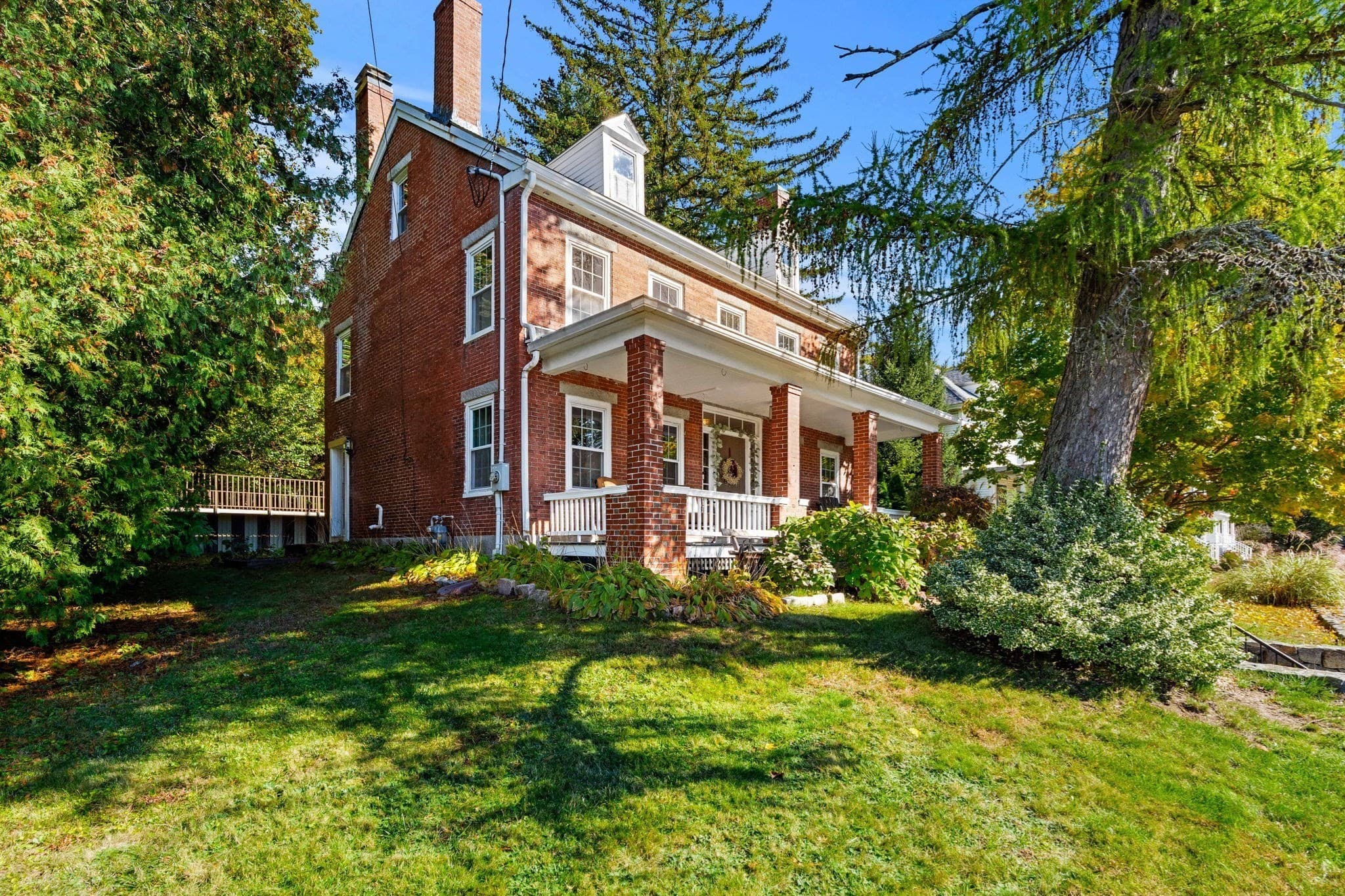 Single Family Residence at 663 Main Street, Haverhill MA 01830, photo 2 of 42