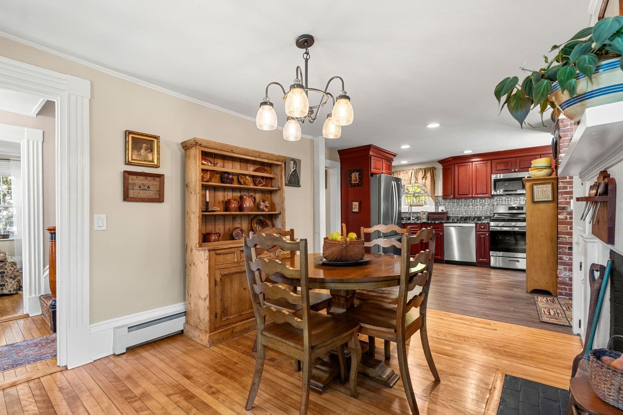 Single Family Residence at 663 Main Street, Haverhill MA 01830, photo 11 of 42