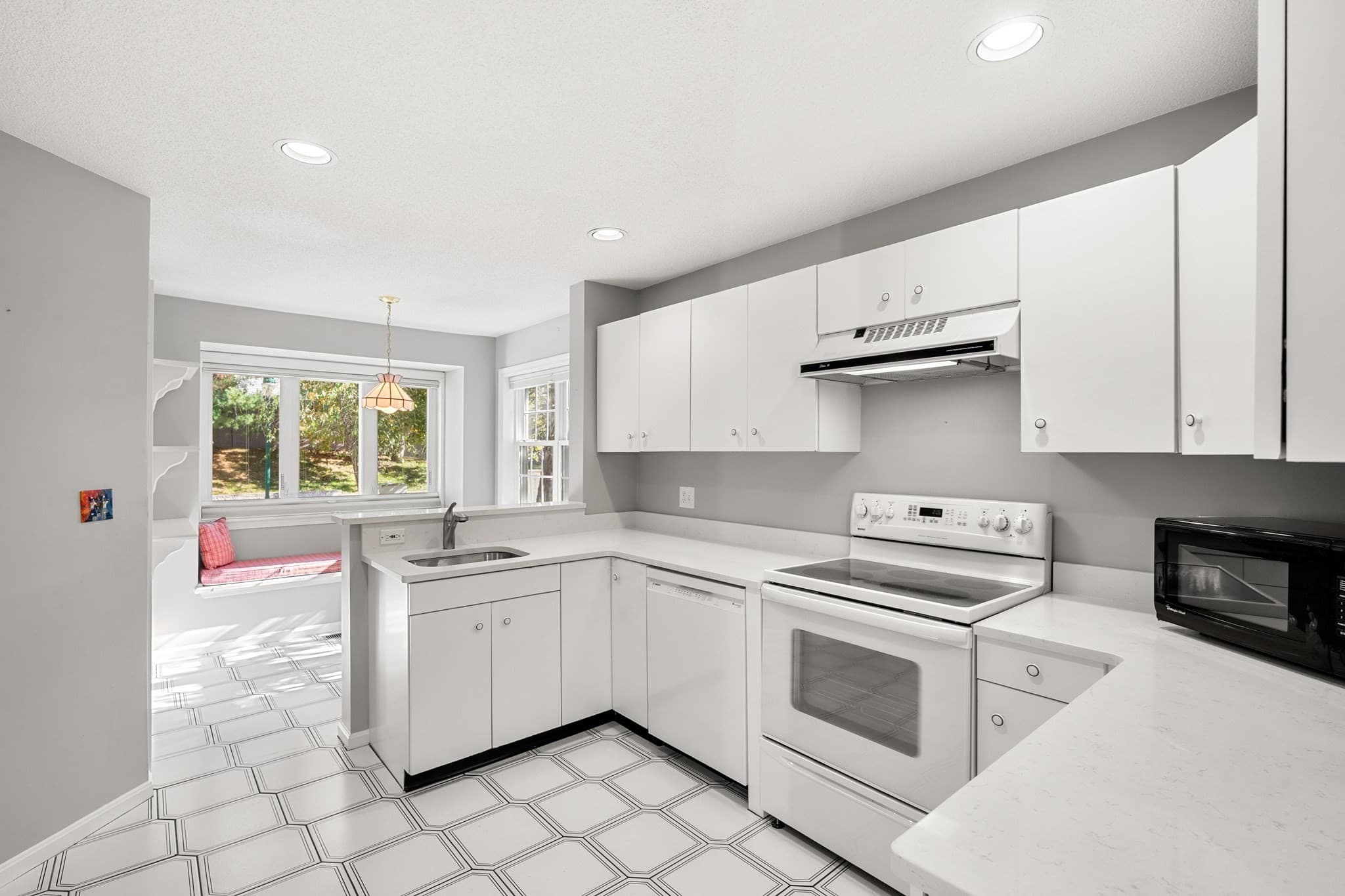 Condominium at 213 Bishops Forest St # 213, Waltham MA 02452, photo 12 of 42