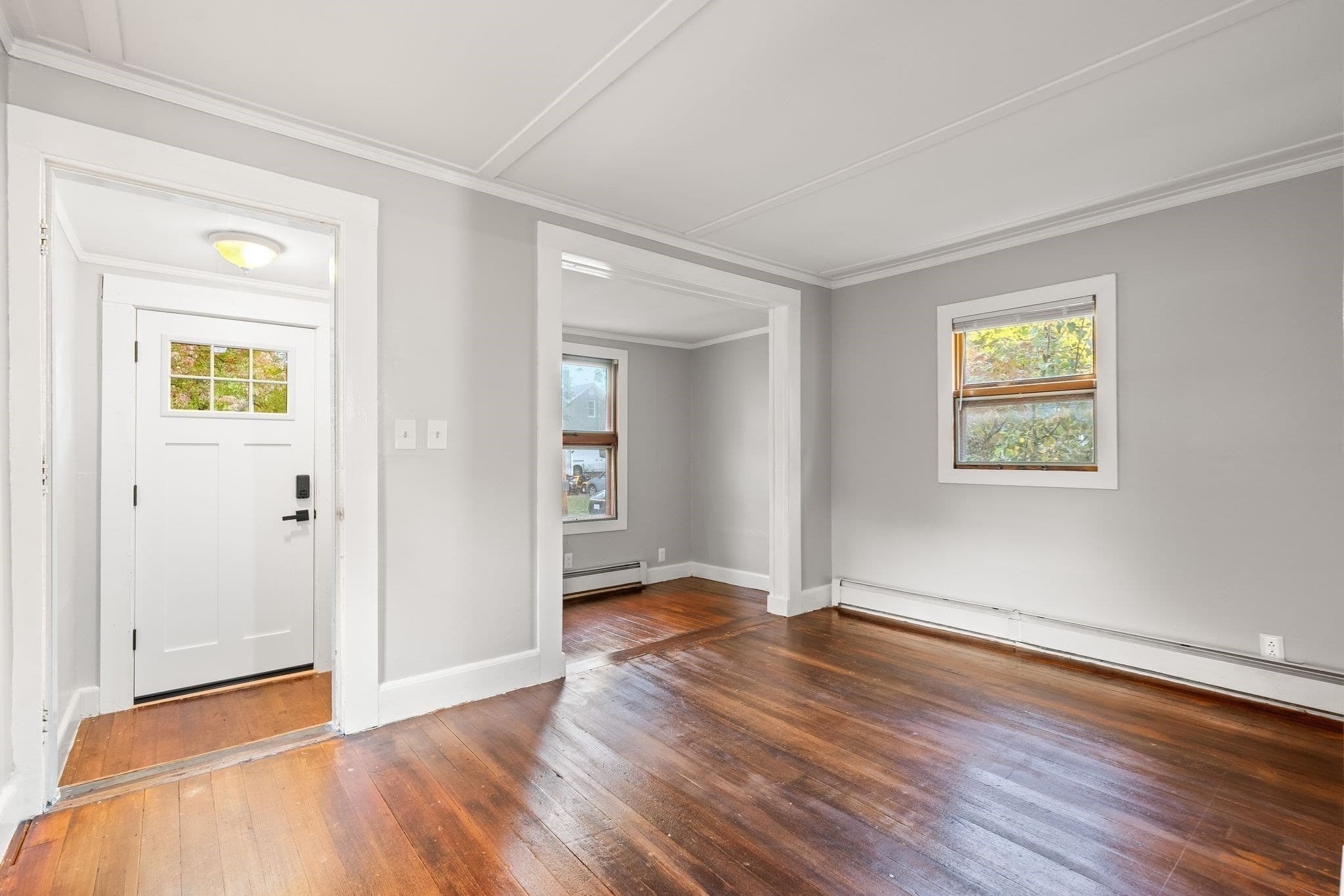 Single Family Residence at 6 Martin St, Saugus MA 01906, photo 5 of 26