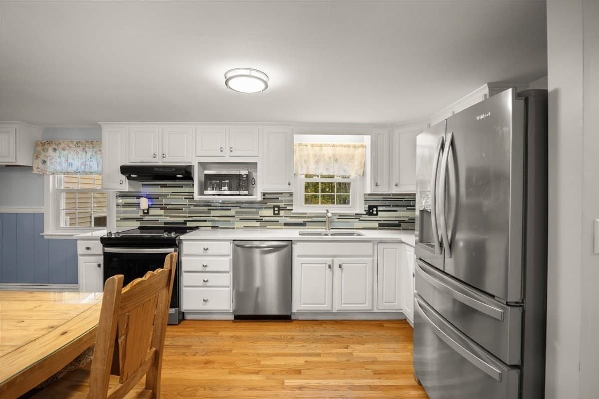 Single Family Residence at 39 Farnum Rd, Pembroke MA 02359, photo 16 of 38