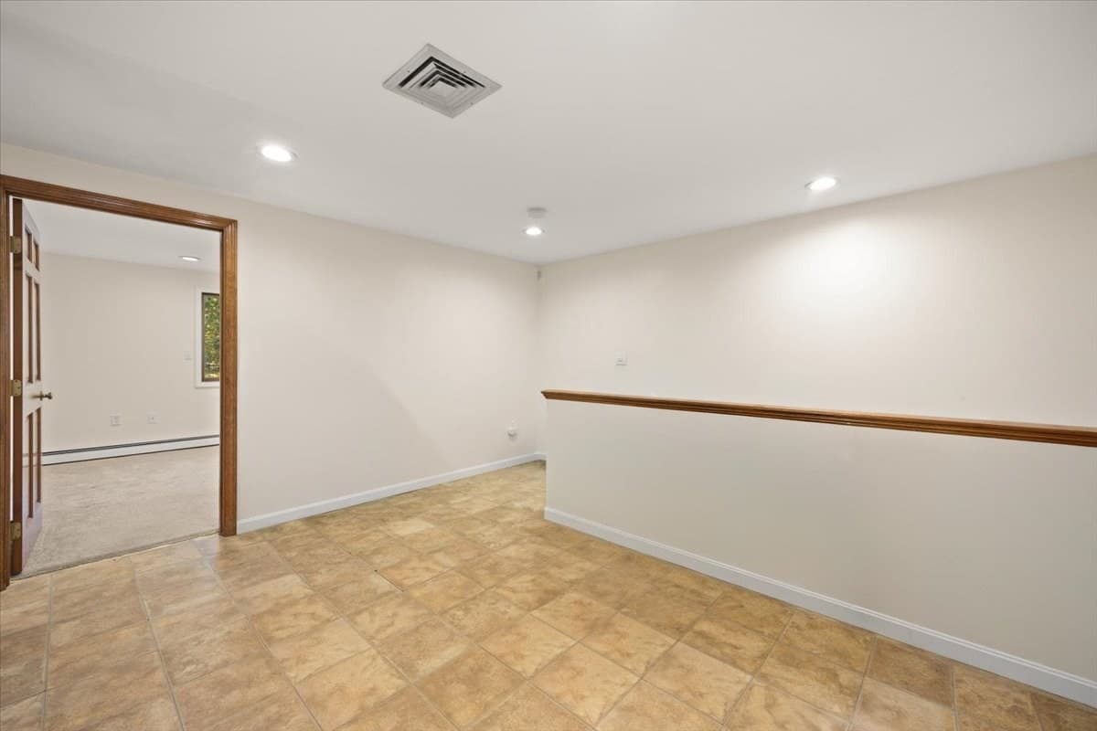 Single Family Residence at 39 Farnum Rd, Pembroke MA 02359, photo 36 of 38