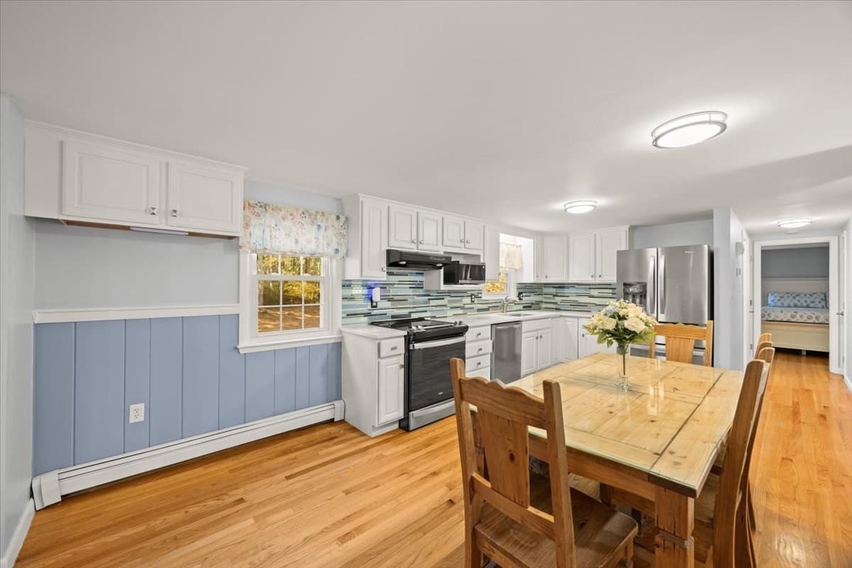 Single Family Residence at 39 Farnum Rd, Pembroke MA 02359, photo 14 of 38