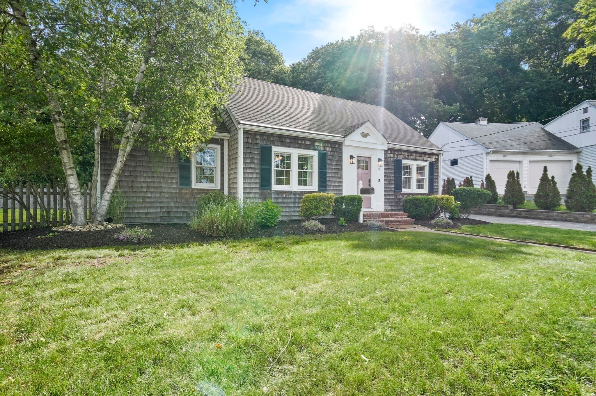 Single Family Residence at 8 Elmwood Circle, Peabody MA 01960, photo 2 of 42
