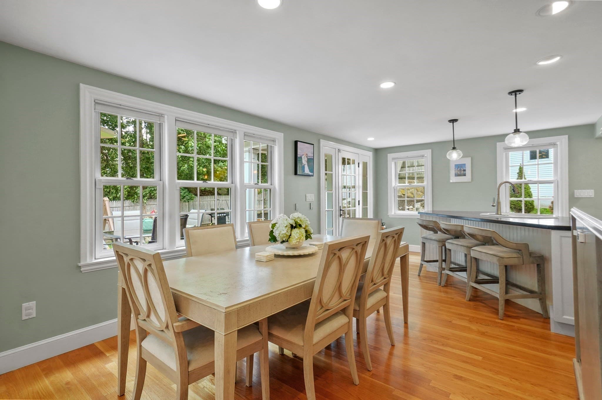 Single Family Residence at 8 Elmwood Circle, Peabody MA 01960, photo 19 of 42