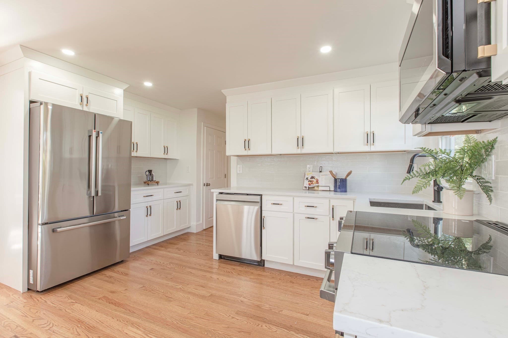 Condominium at 12 Norcross Circle # 12, Arlington MA 02474, photo 14 of 30