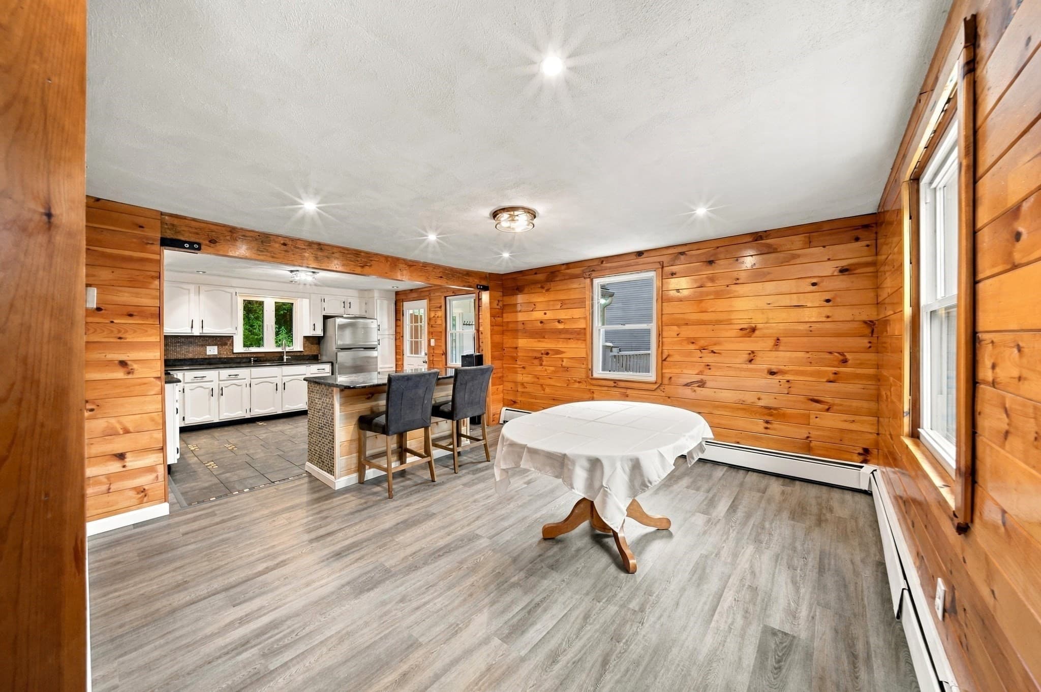 Single Family Residence at 51 Queensland Rd, Billerica MA 01862, photo 9 of 37