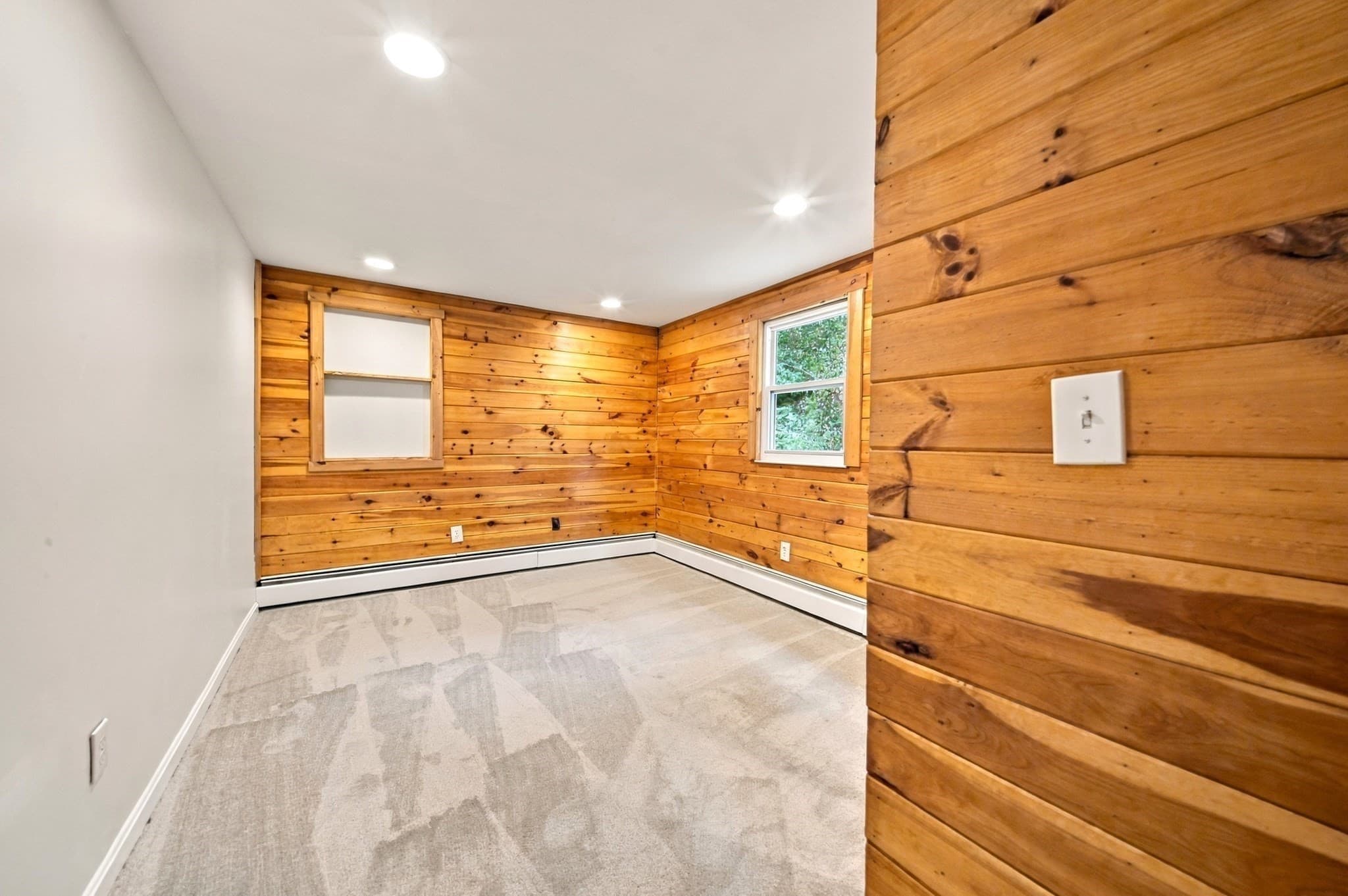 Single Family Residence at 51 Queensland Rd, Billerica MA 01862, photo 18 of 37