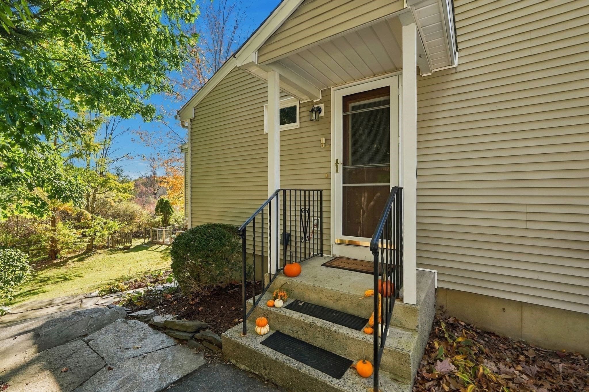 Single Family Residence at 5 Maxine Cir, Easthampton MA 01027, photo 42 of 42