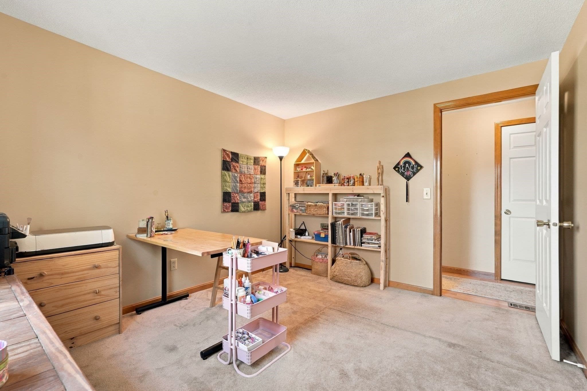 Single Family Residence at 5 Maxine Cir, Easthampton MA 01027, photo 16 of 42
