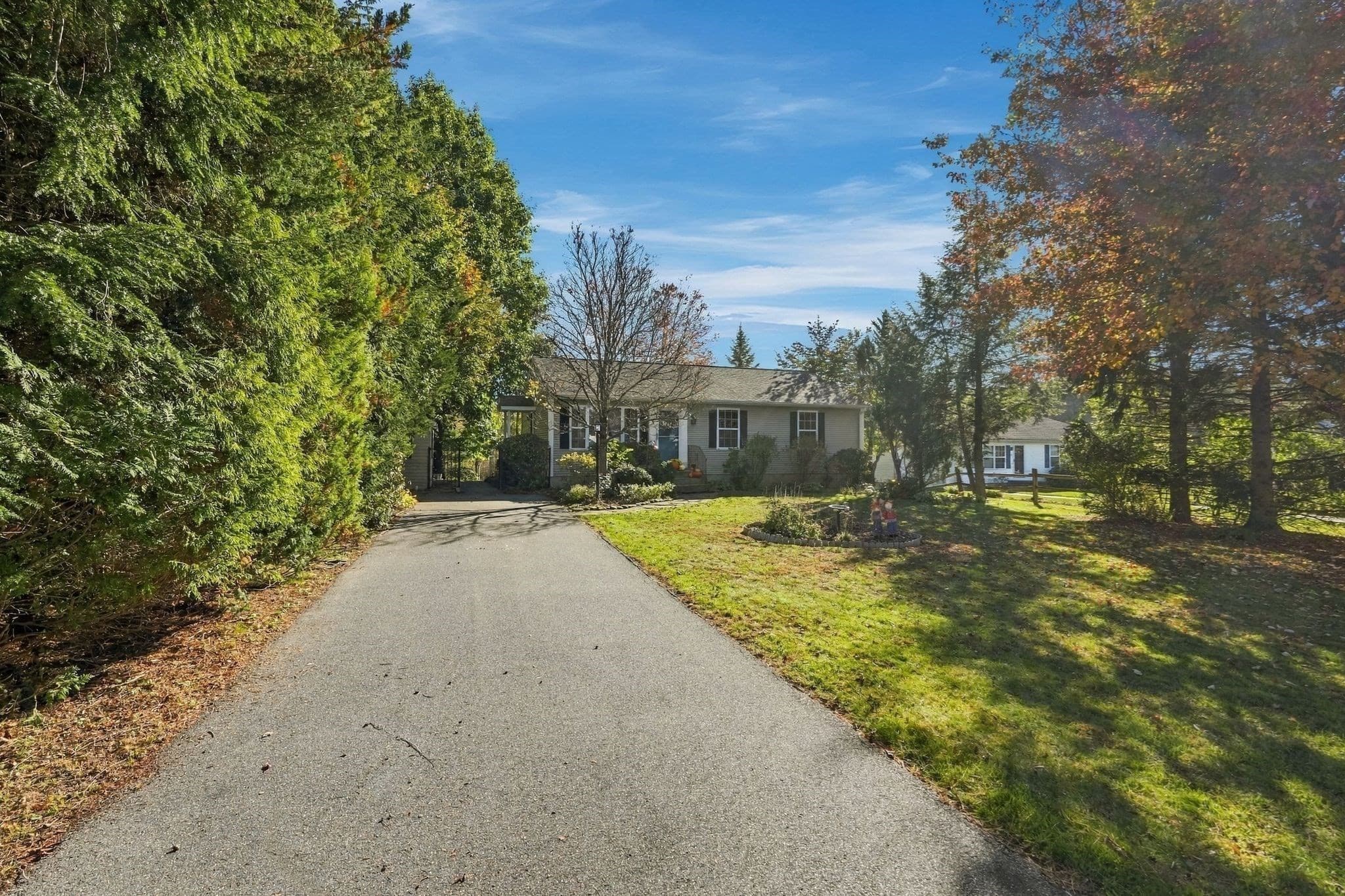 Single Family Residence at 5 Maxine Cir, Easthampton MA 01027, photo 41 of 42