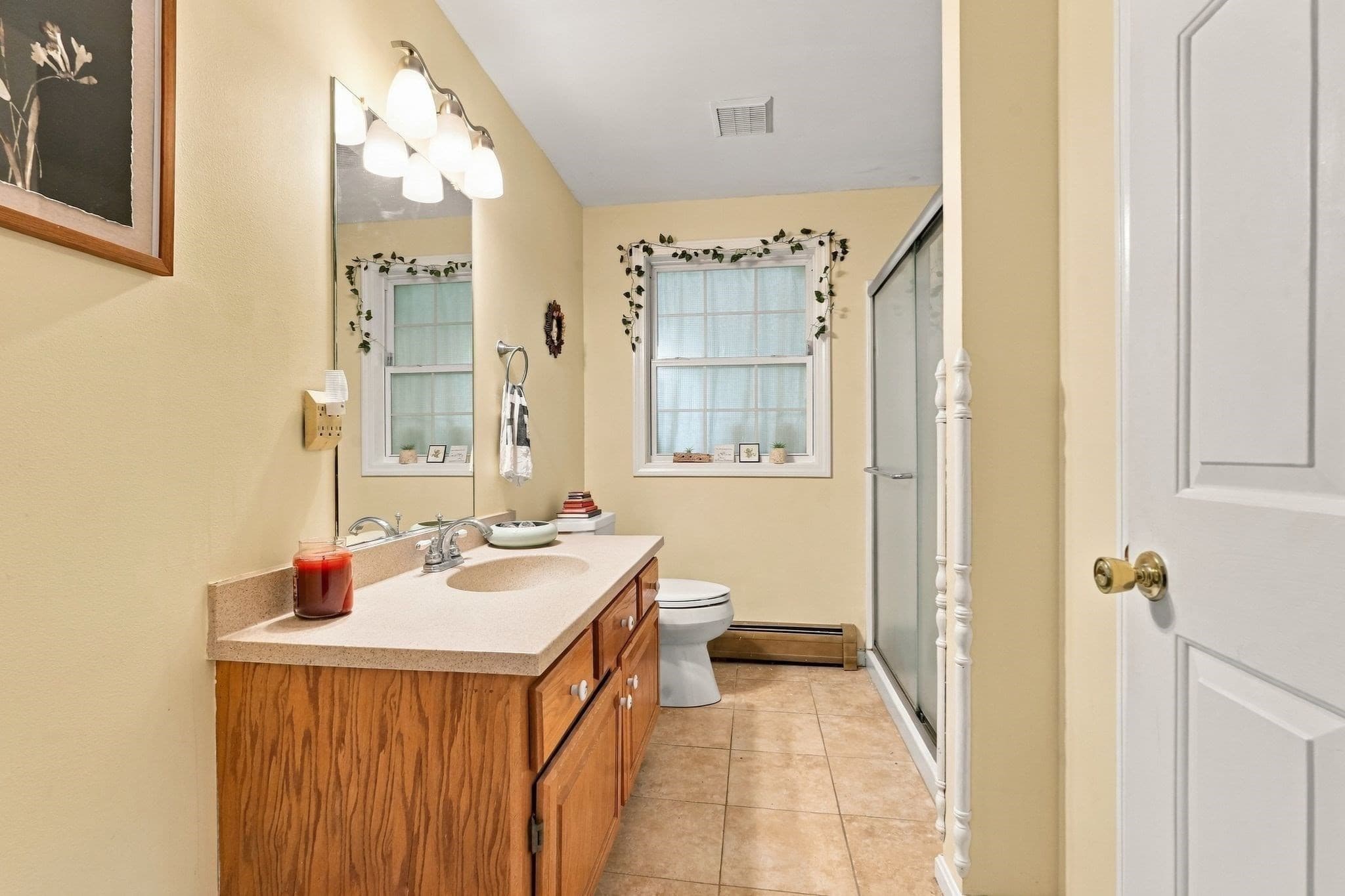 Single Family Residence at 5 Maxine Cir, Easthampton MA 01027, photo 18 of 42