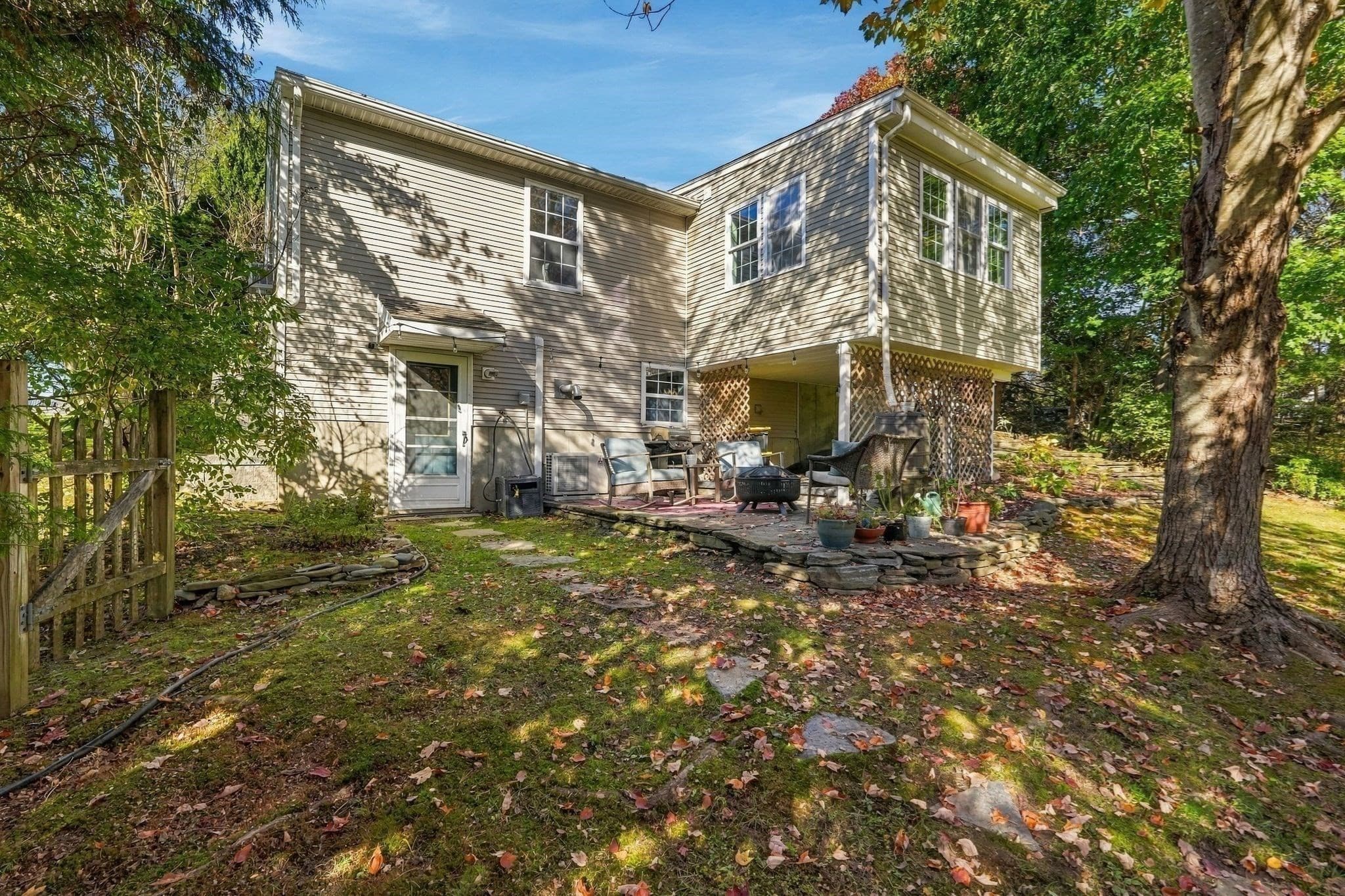 Single Family Residence at 5 Maxine Cir, Easthampton MA 01027, photo 31 of 42